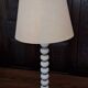 Lampe de table italienne des années 70 avec des sphères empilées.