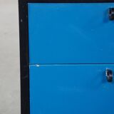 Vintage design (bedside) table by Umberto Asnago for Giorgetti on wheels