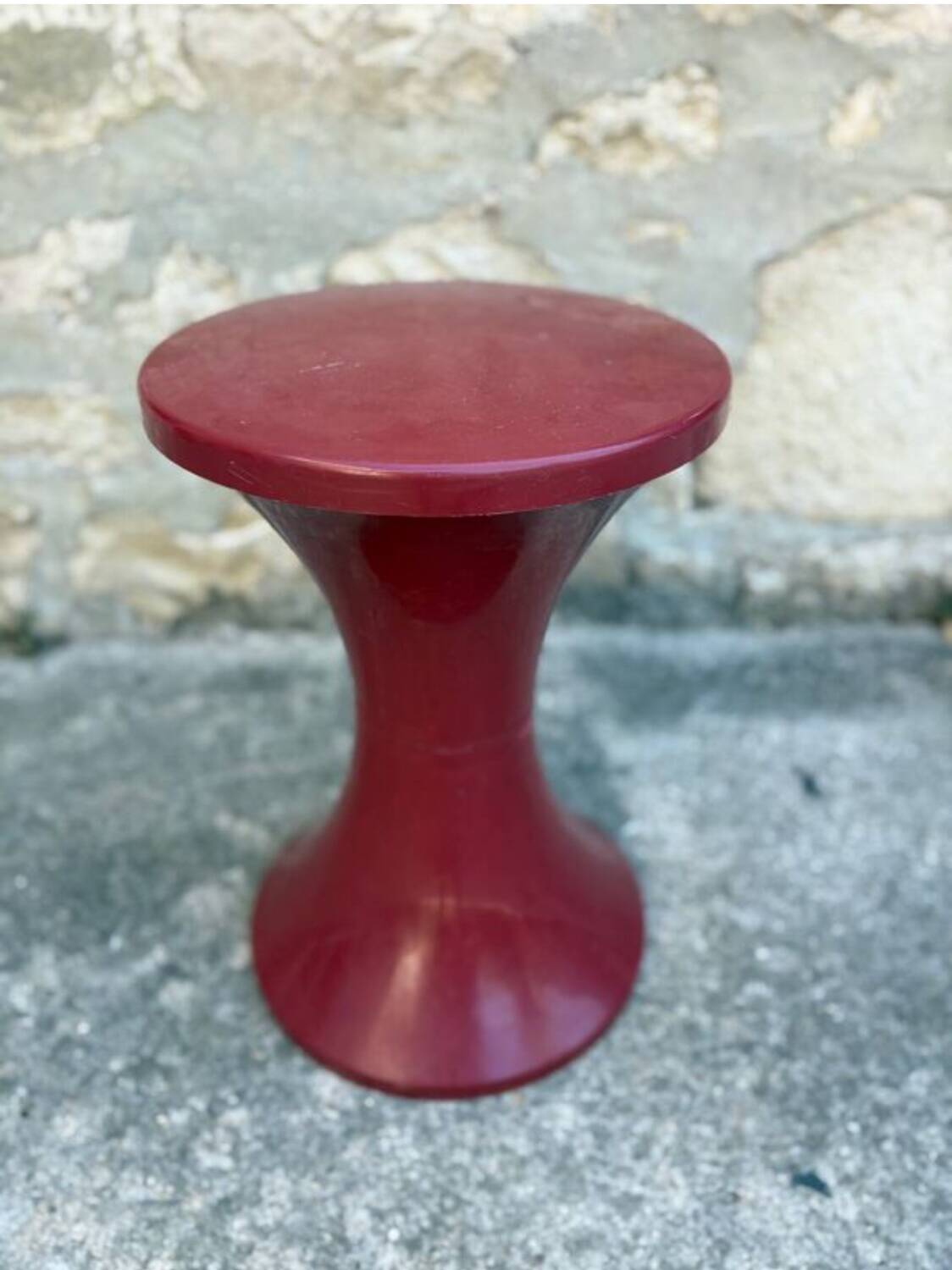 Tabouret tam tam stamp rouge cerise édition originale