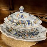 Soup tureen on its dish in Desvres earthenware, Rouen decor by Géo Martel