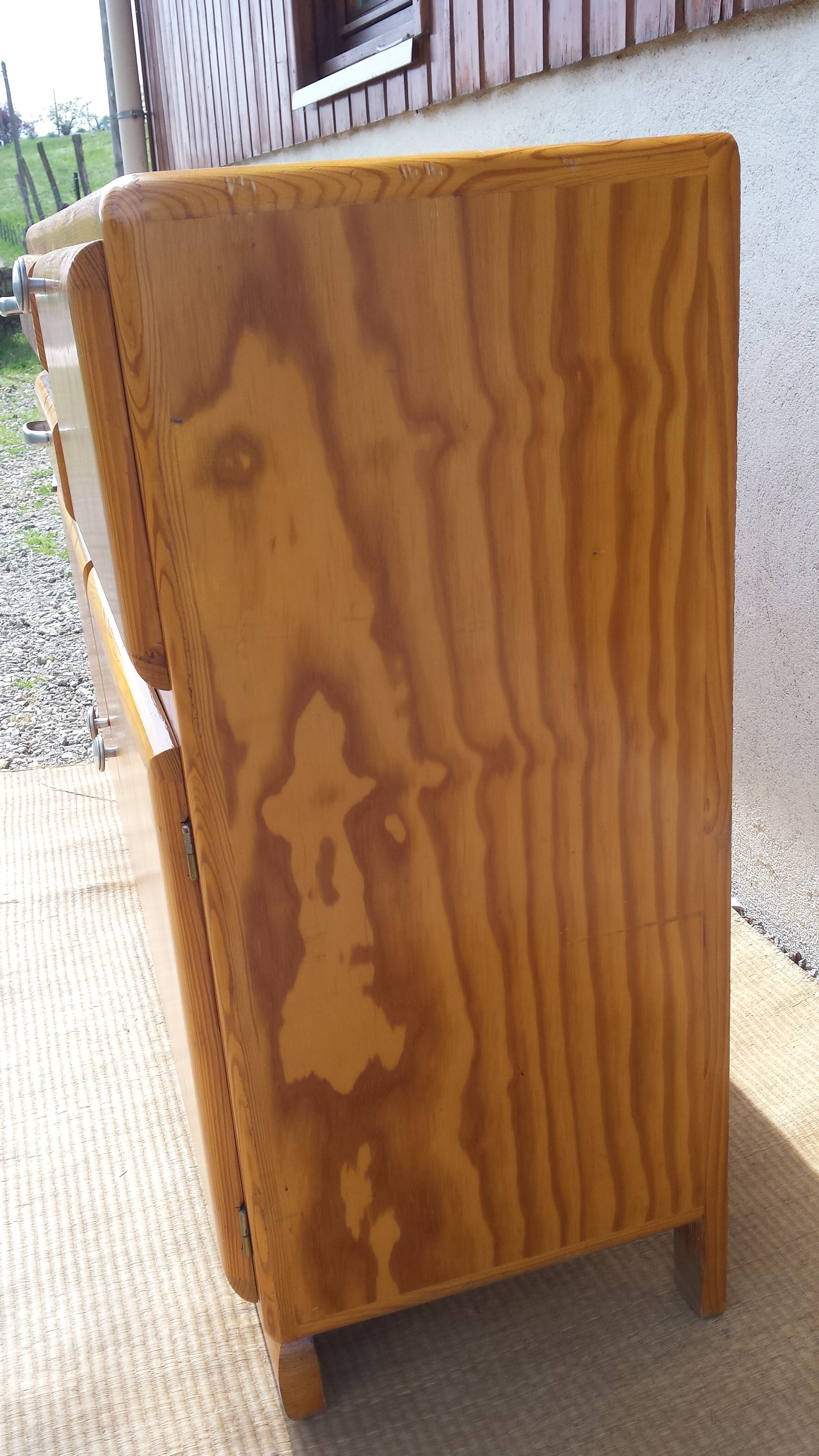 Buffet mado bas couleur miel