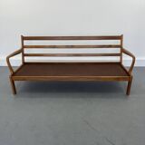 Teak sofa from Olsen & Laursen 1960s