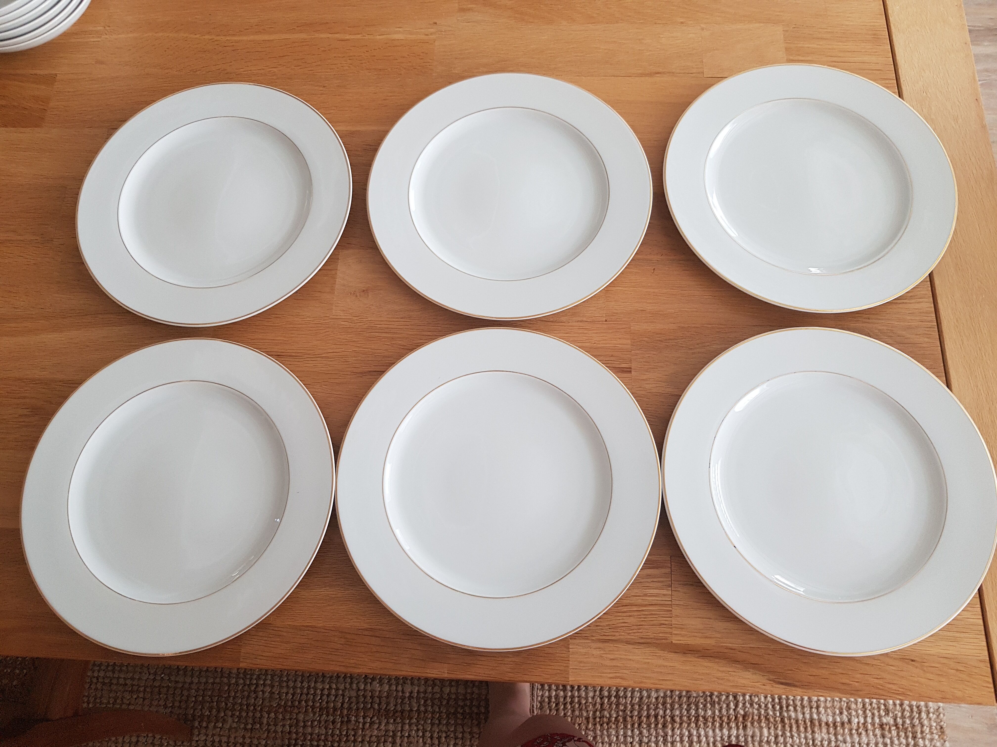 Set of 6 flat plates in porcelain liserets or Guy Degrenne