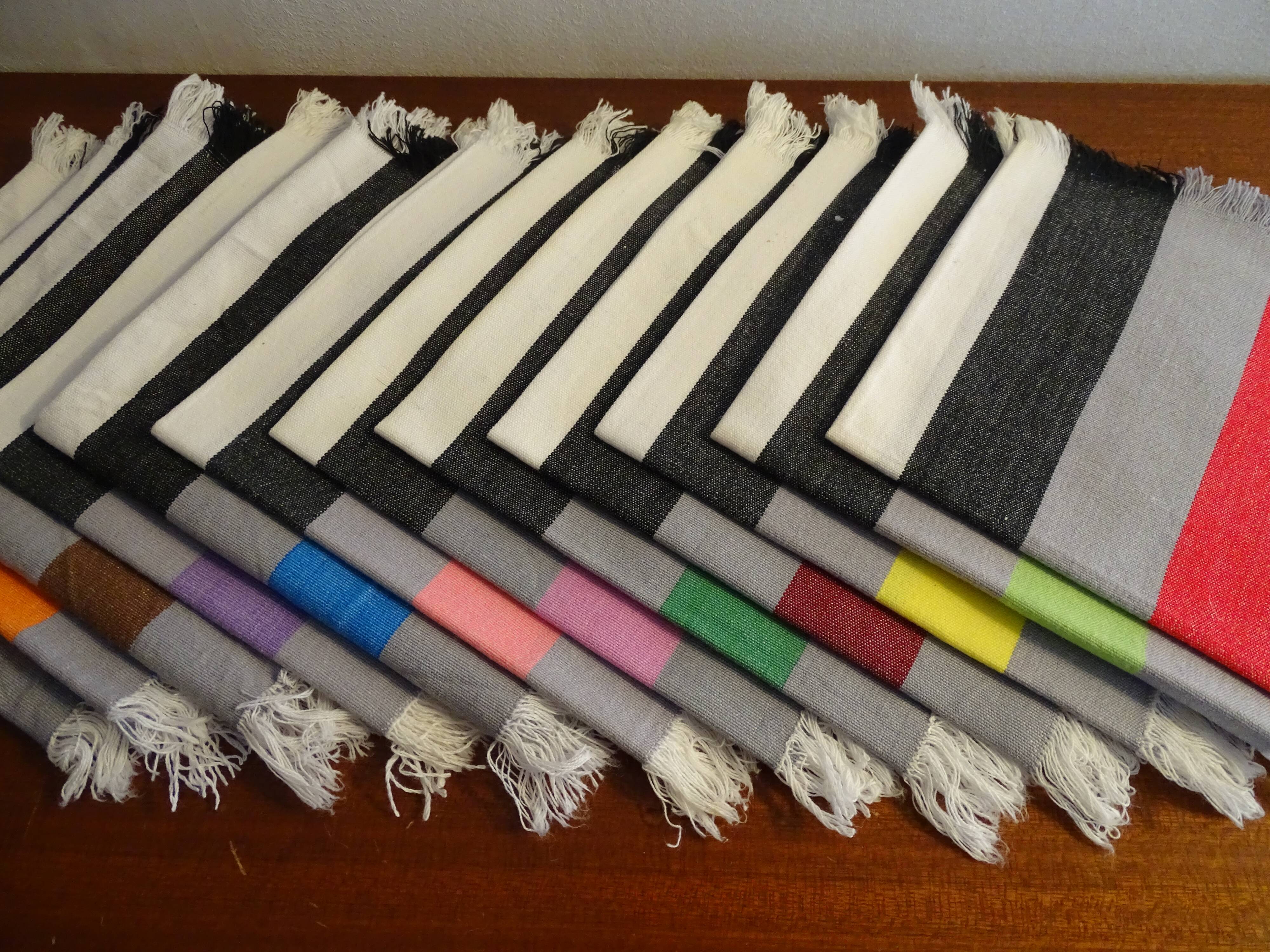 12 vintage fringed napkins