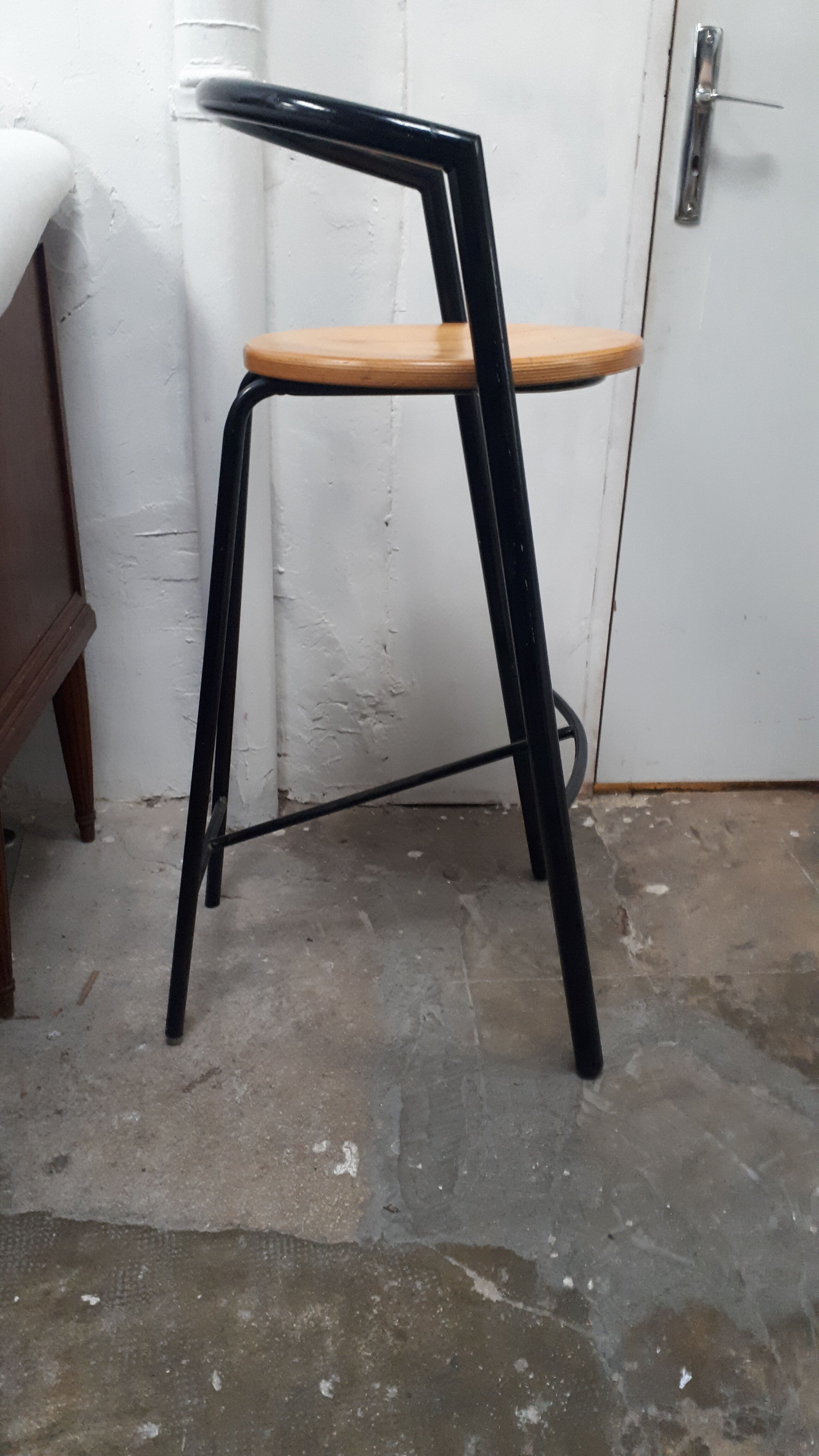 pair stool bar design vintage 1980 black metal wood