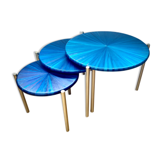Tables gigognes