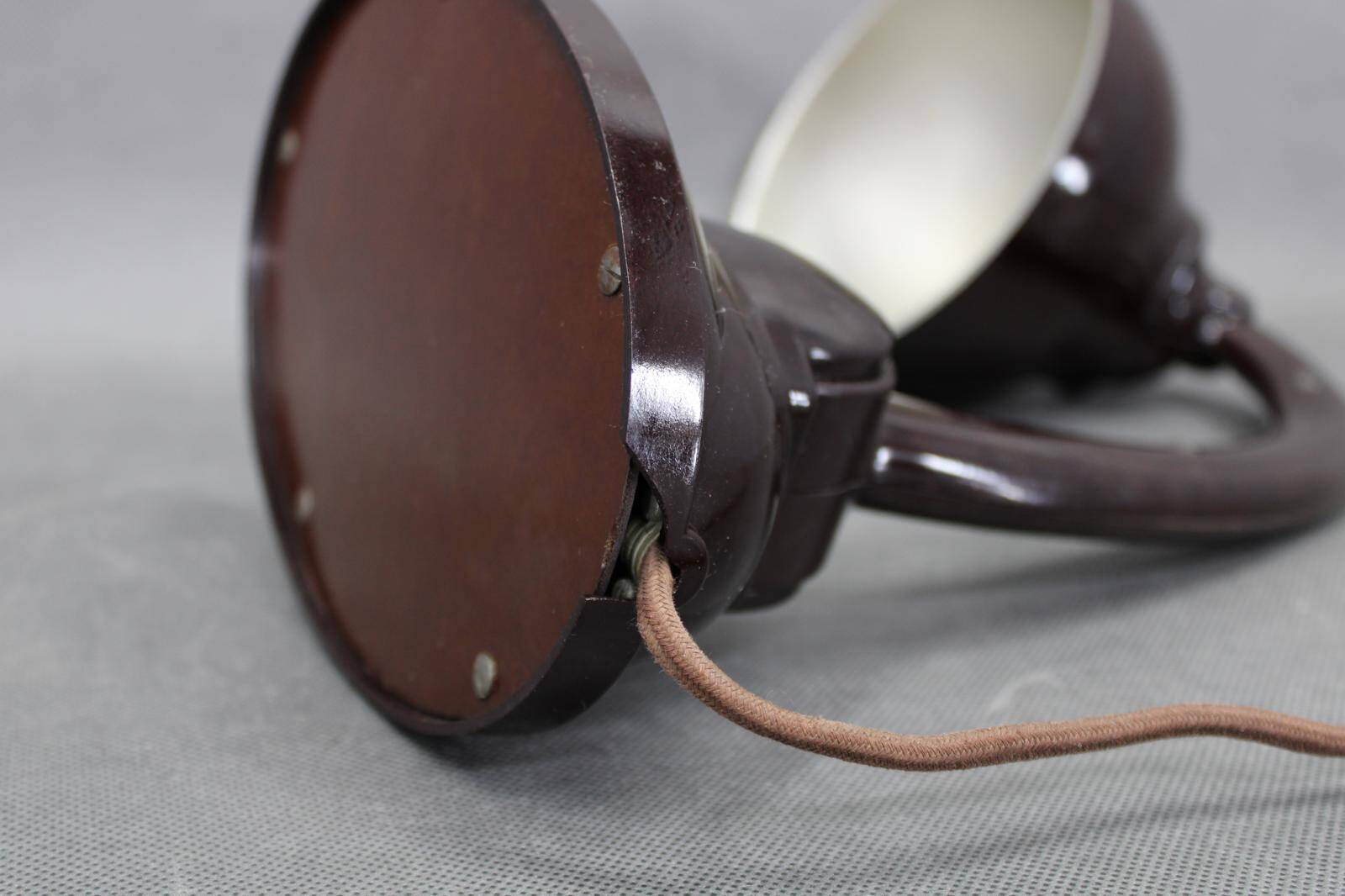 Bauhaus Bakelite Table Lamp by Electrosvit, Model 11126, 1930s