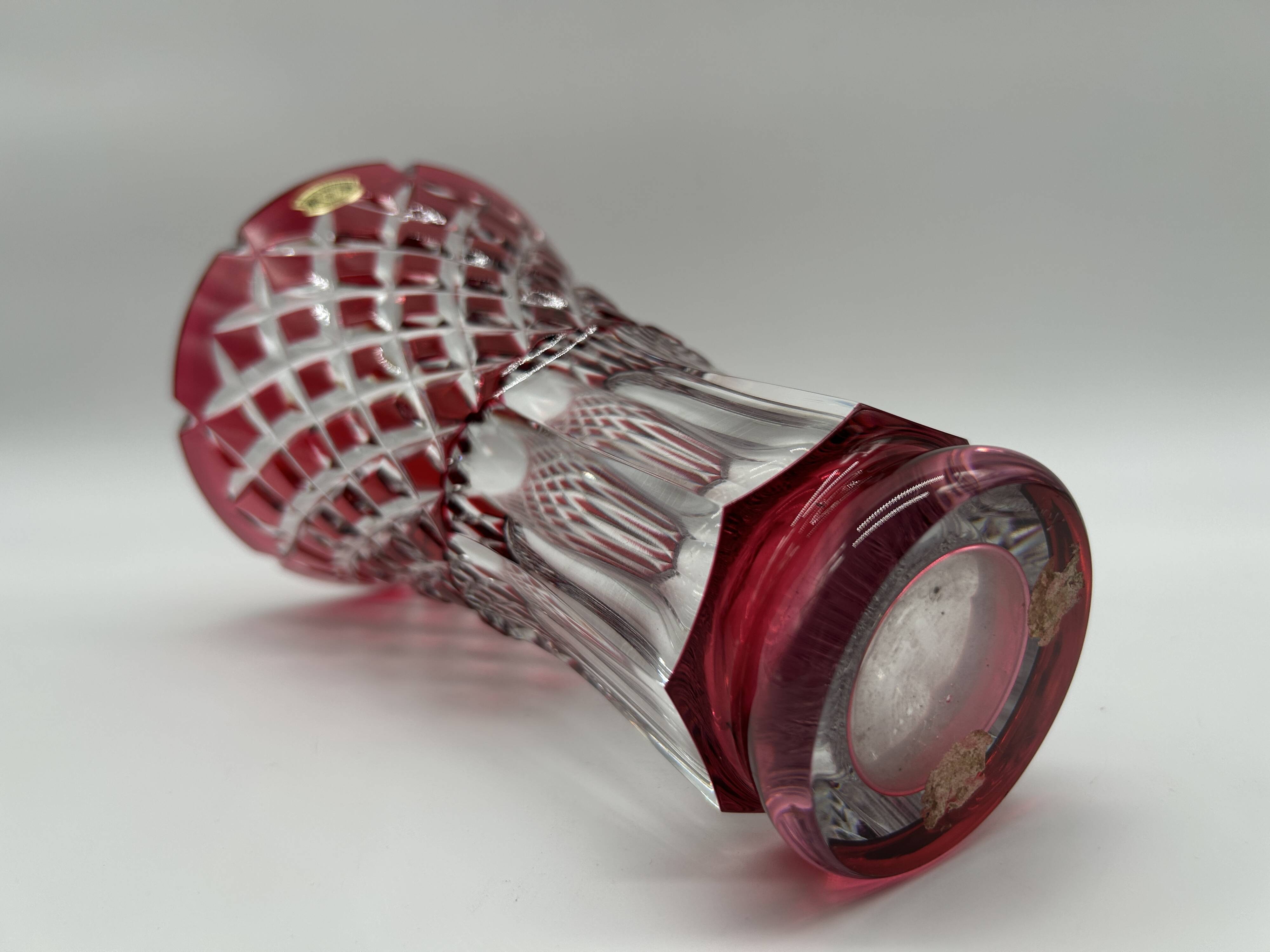 Val Saint-Lambert cut and red-lined crystal vase