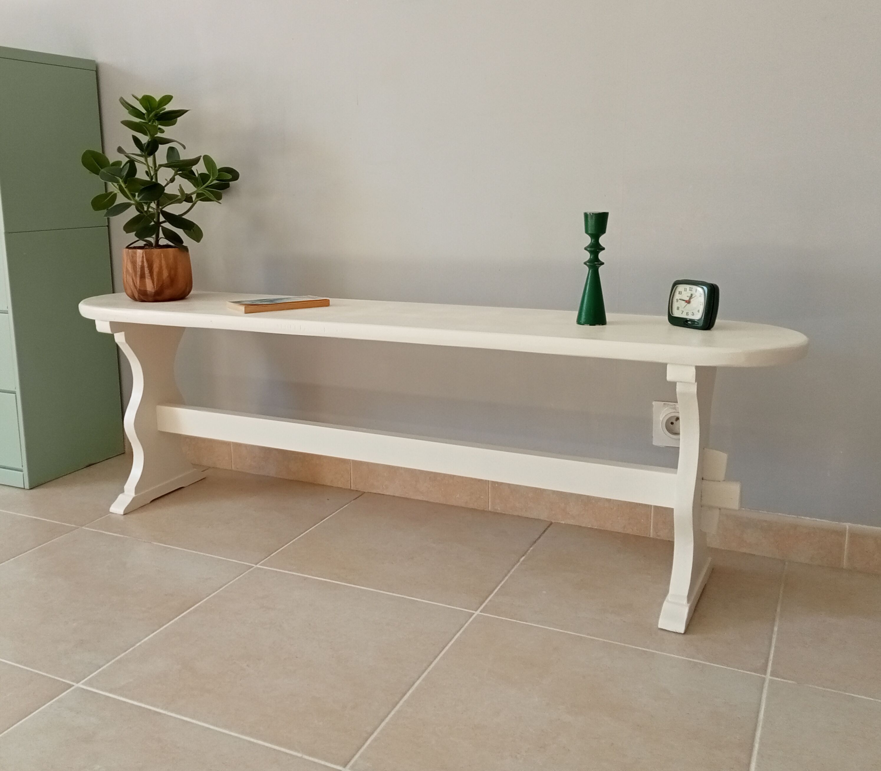 Vintage country bench