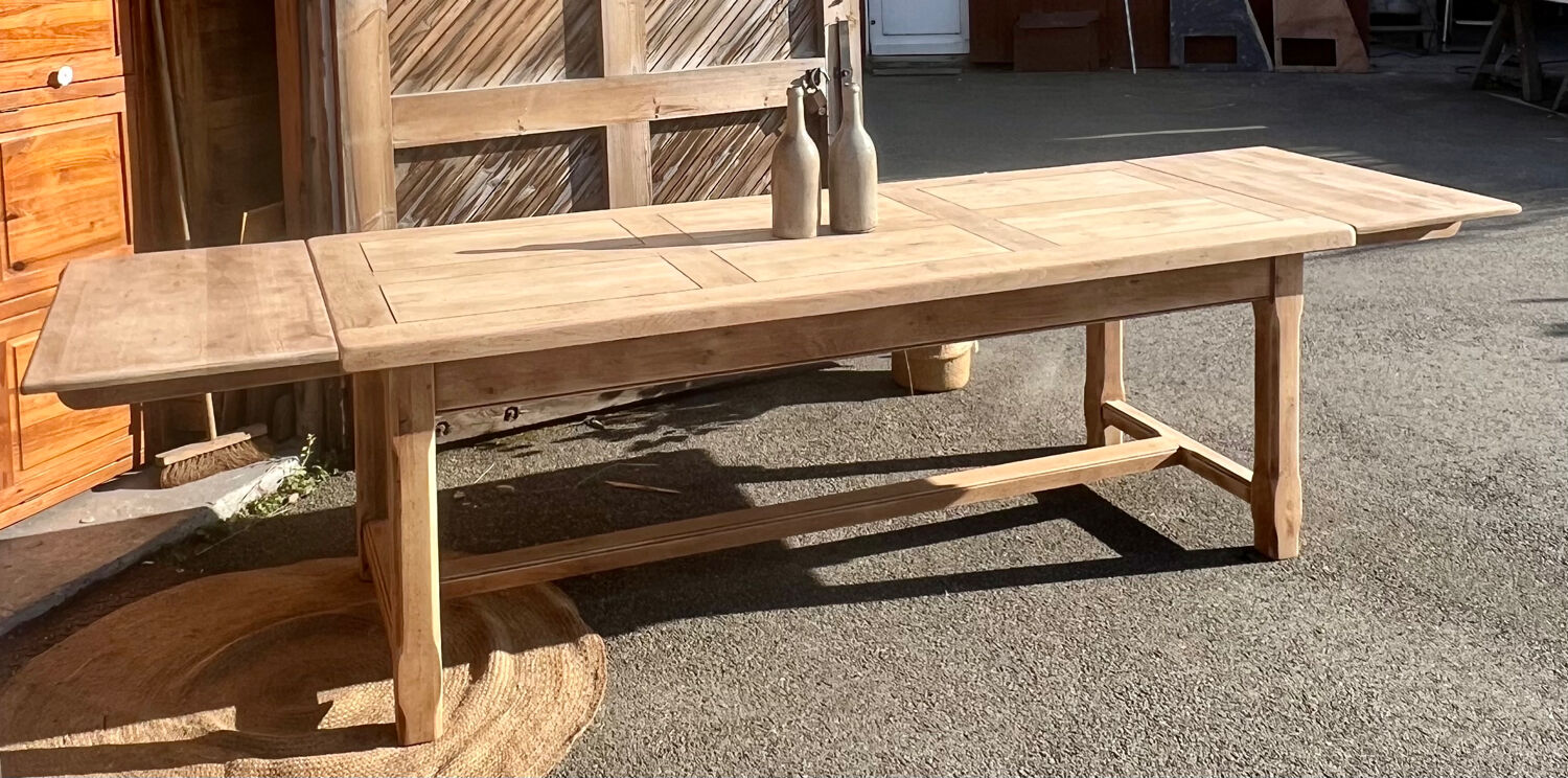 Large renovated family table with 2 extensions in raw solid oak, 3.18m.