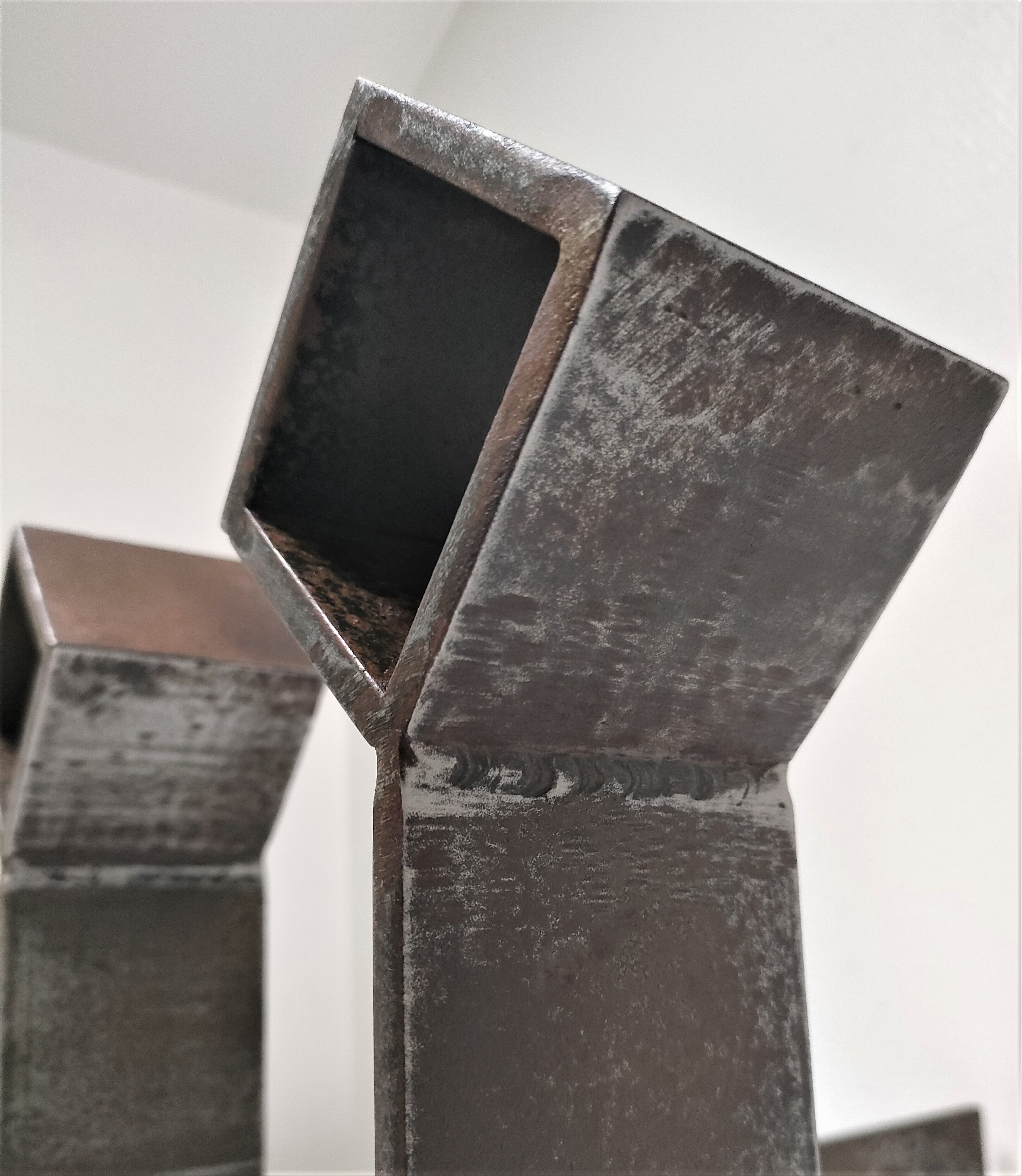 Paire de chenets modernistes acier design années 70/80