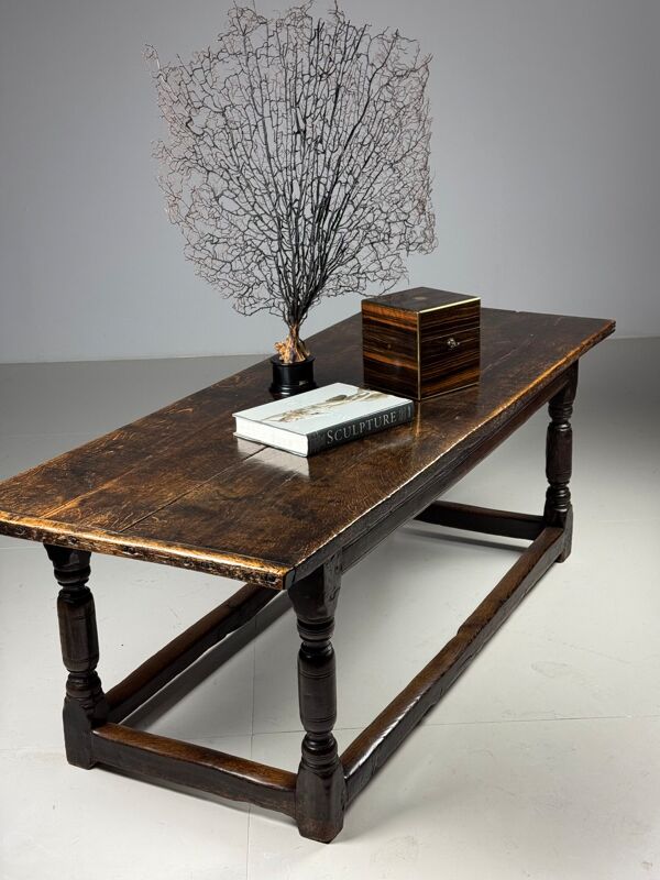 Table de réfectoire du XVIIe siècle