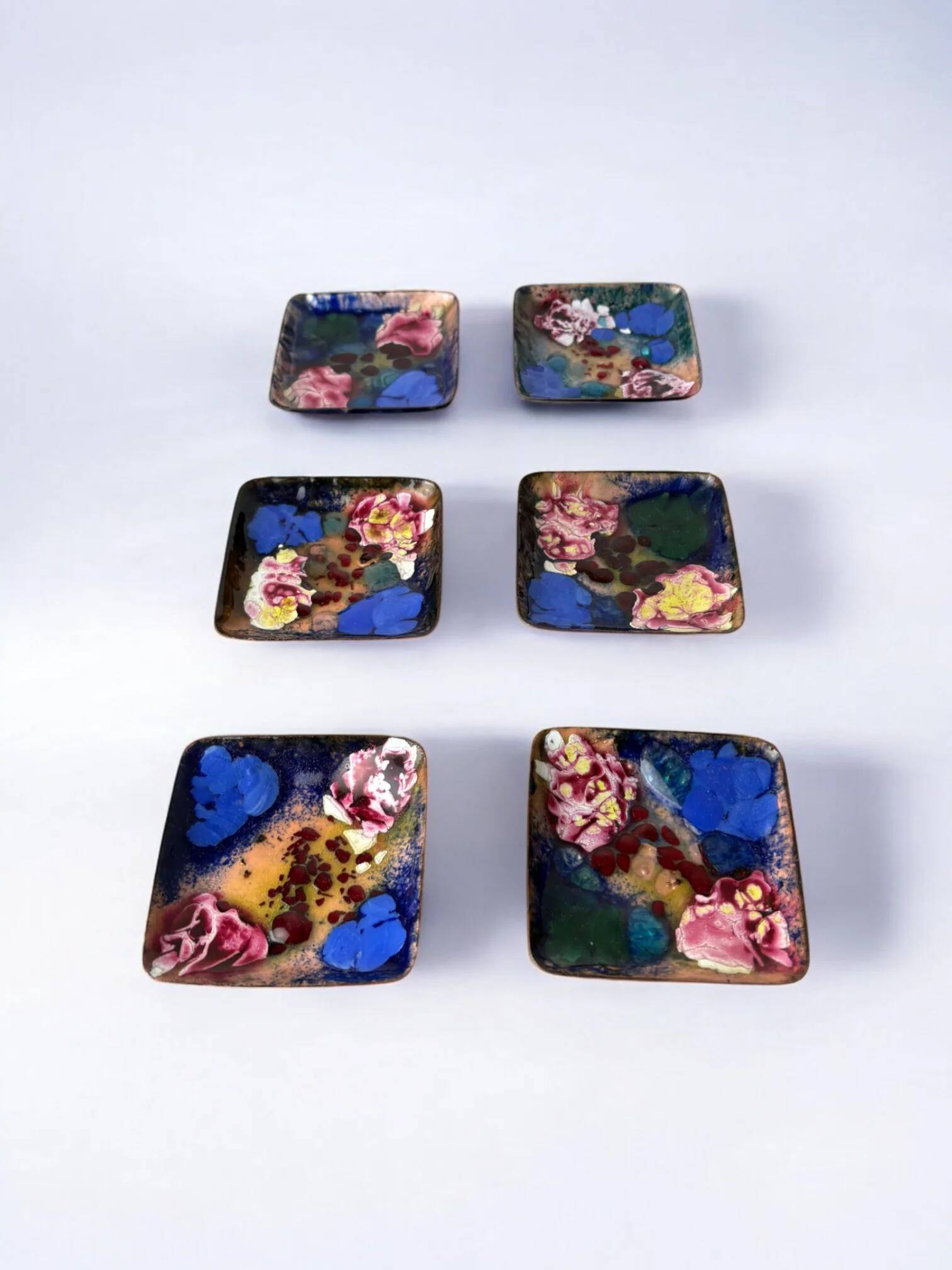 Set of 6 modernist enamel soy dishes by J. Capo Esmaltes, Spain, 1970s