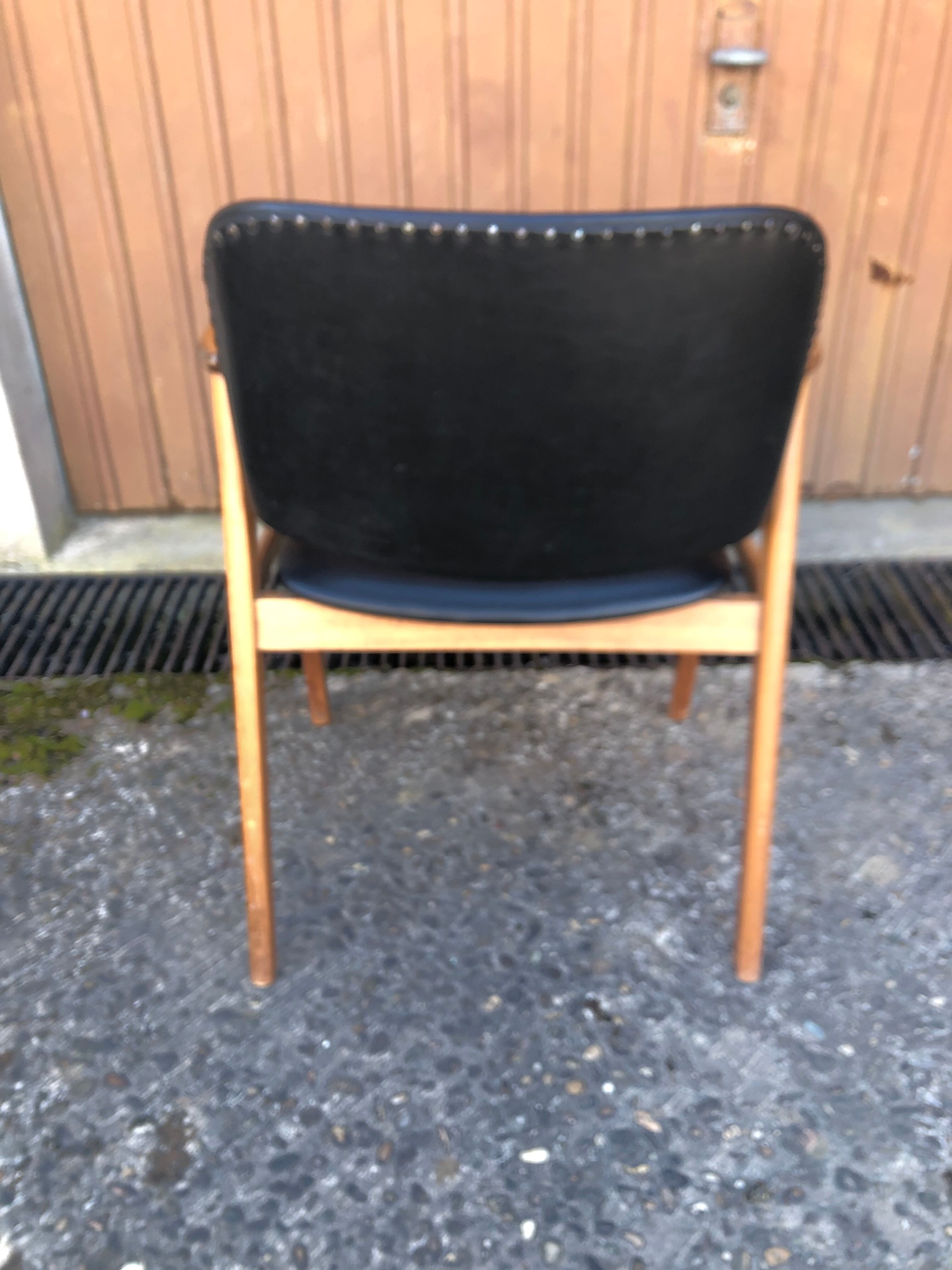 Danish armchair Erik Buch beech and Skaï 60s