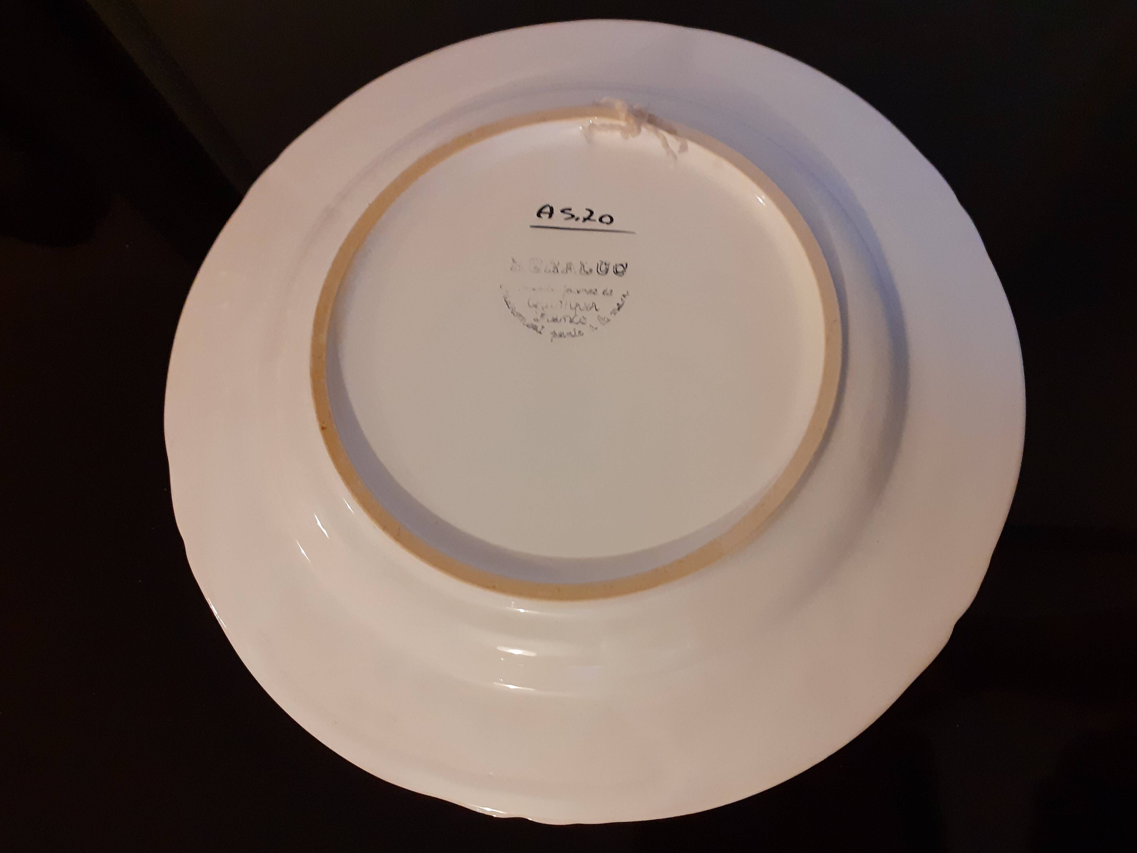 Keraluc quimper / hand painted bird hanging plate (01)