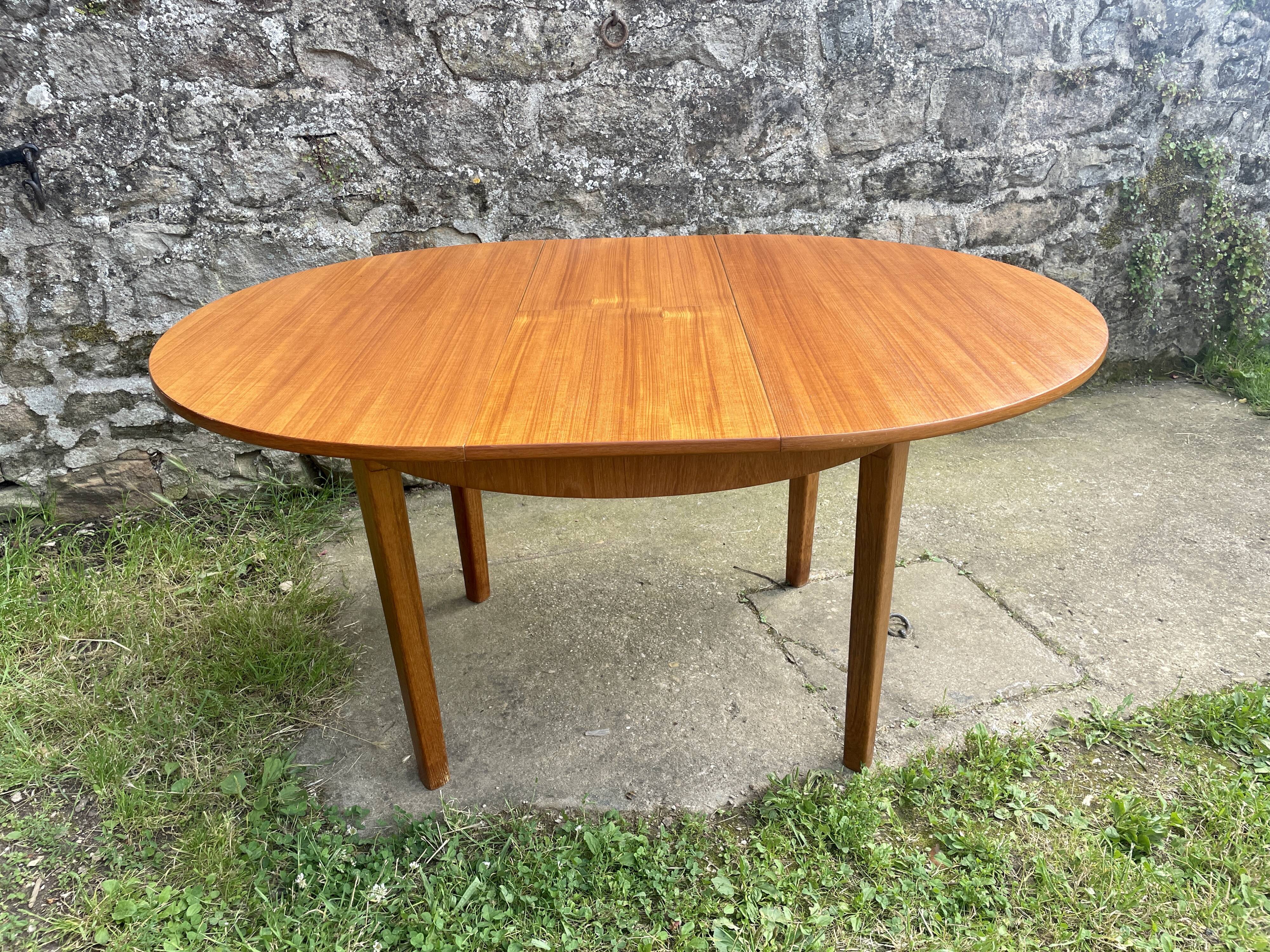 Scandinavian butterfly round table 1960