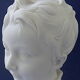 Buste d'enfant en biscuit de porcelaine