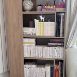 Expandable bookcase from the brand "Made"