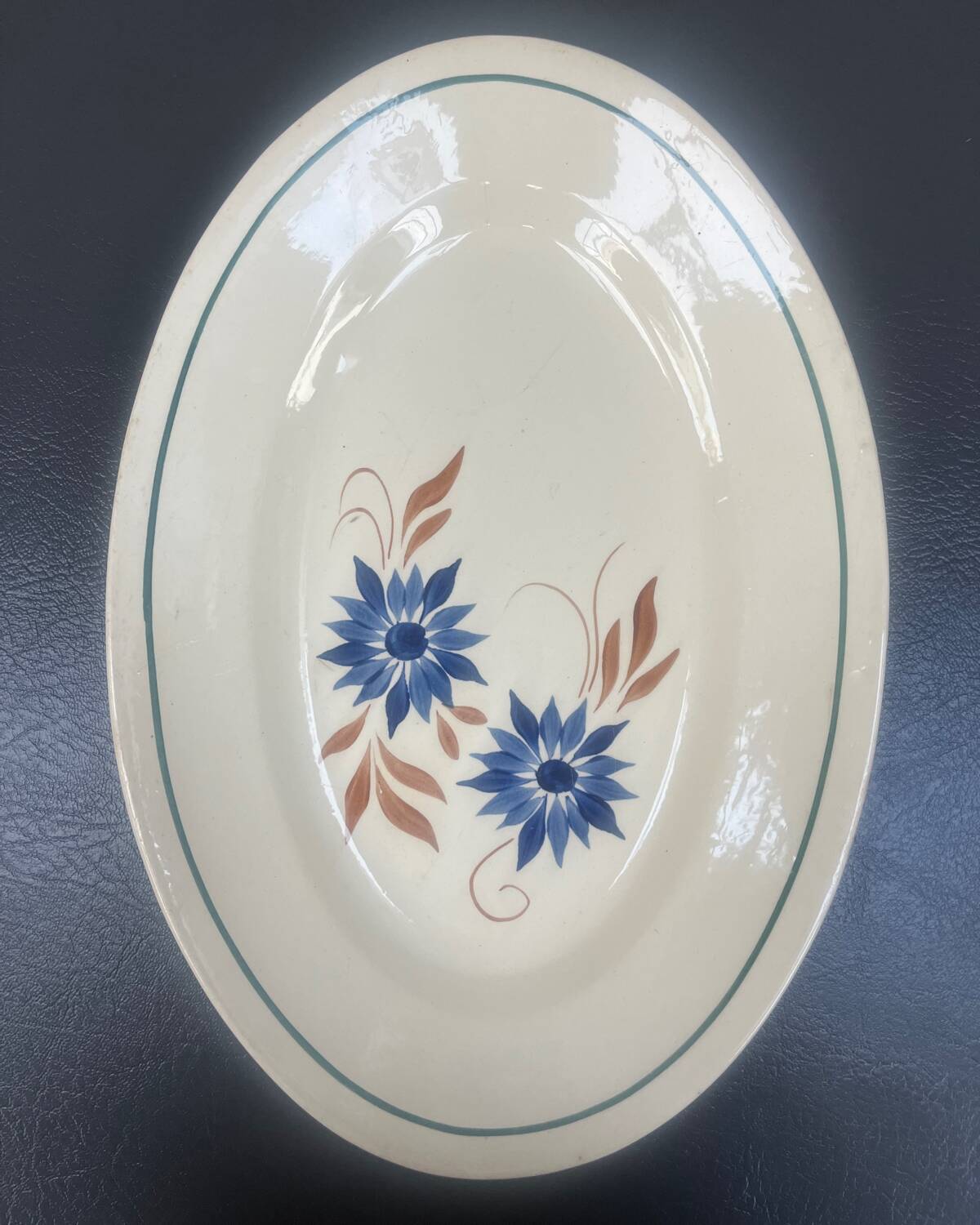 Oval iron earth dish HBCM Reine model