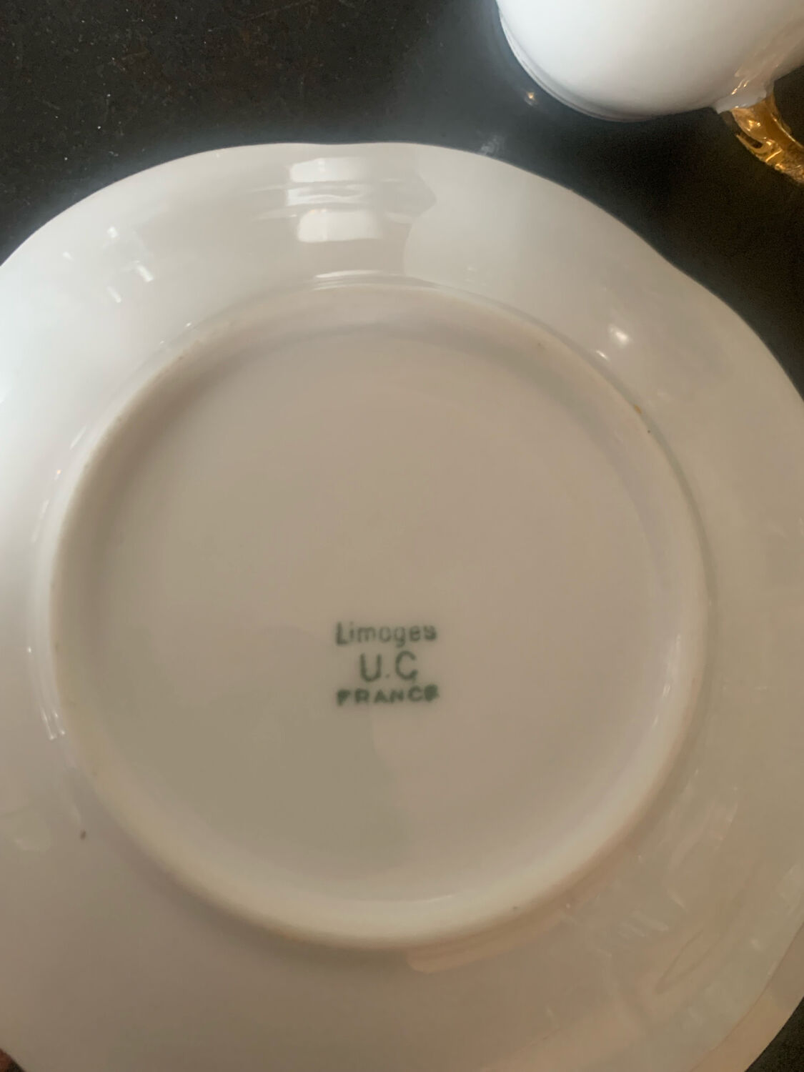 Set of 6 coffee cups and saucers