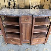 Buffet de style Louis XVI