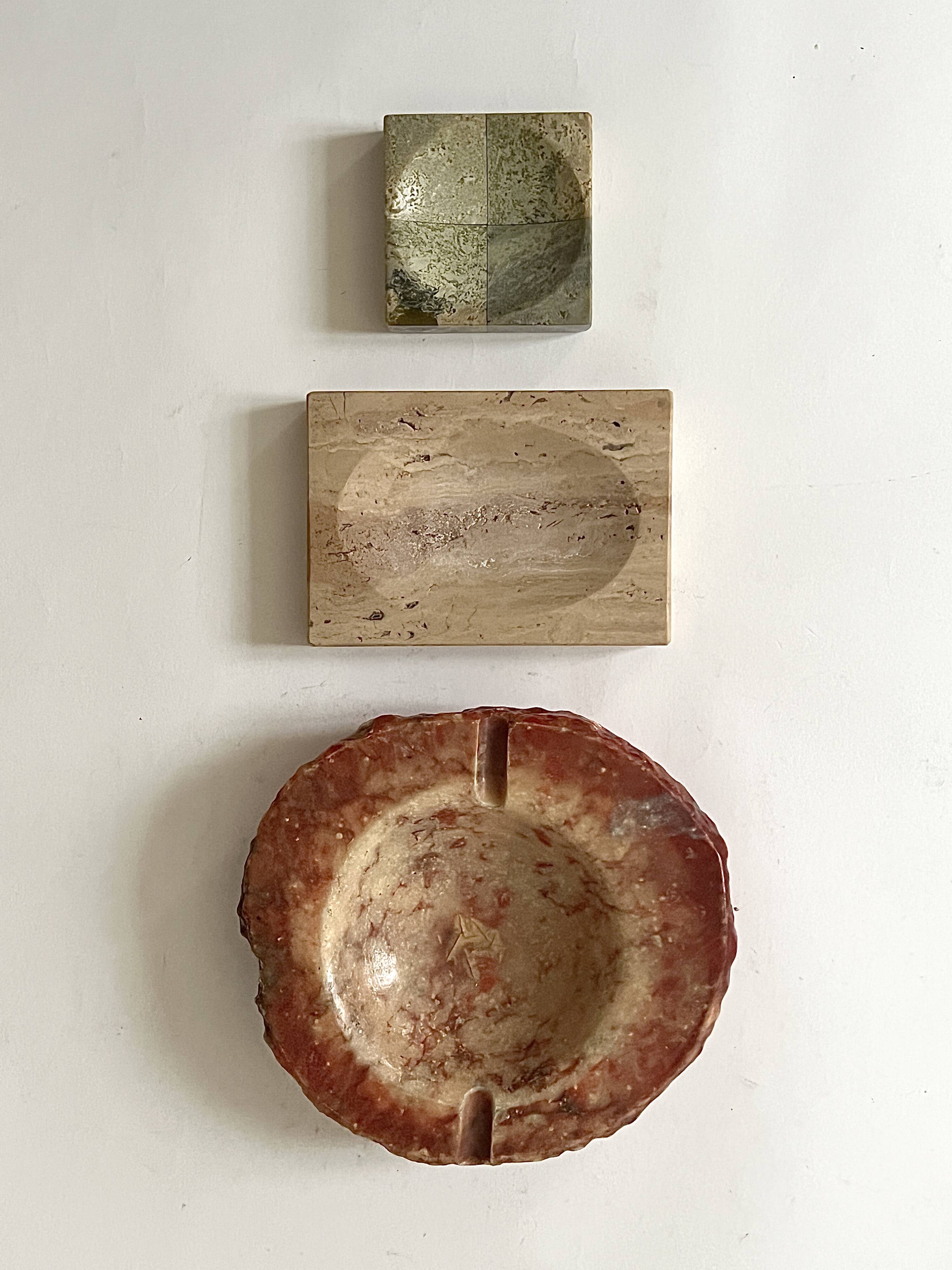 Travertine soap dish / pocket emptier, Italy 1970