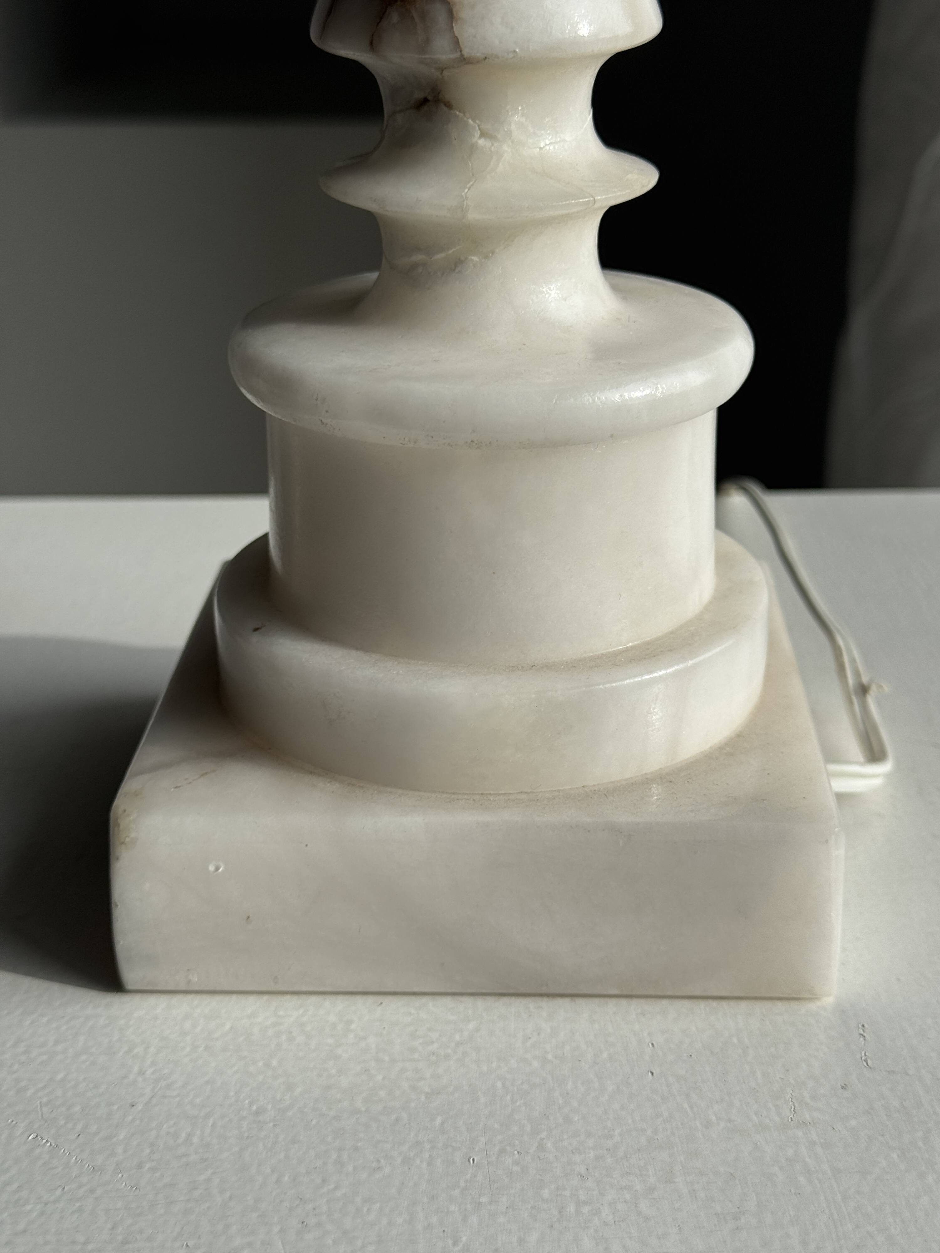 Large alabaster lamp base H41 D11