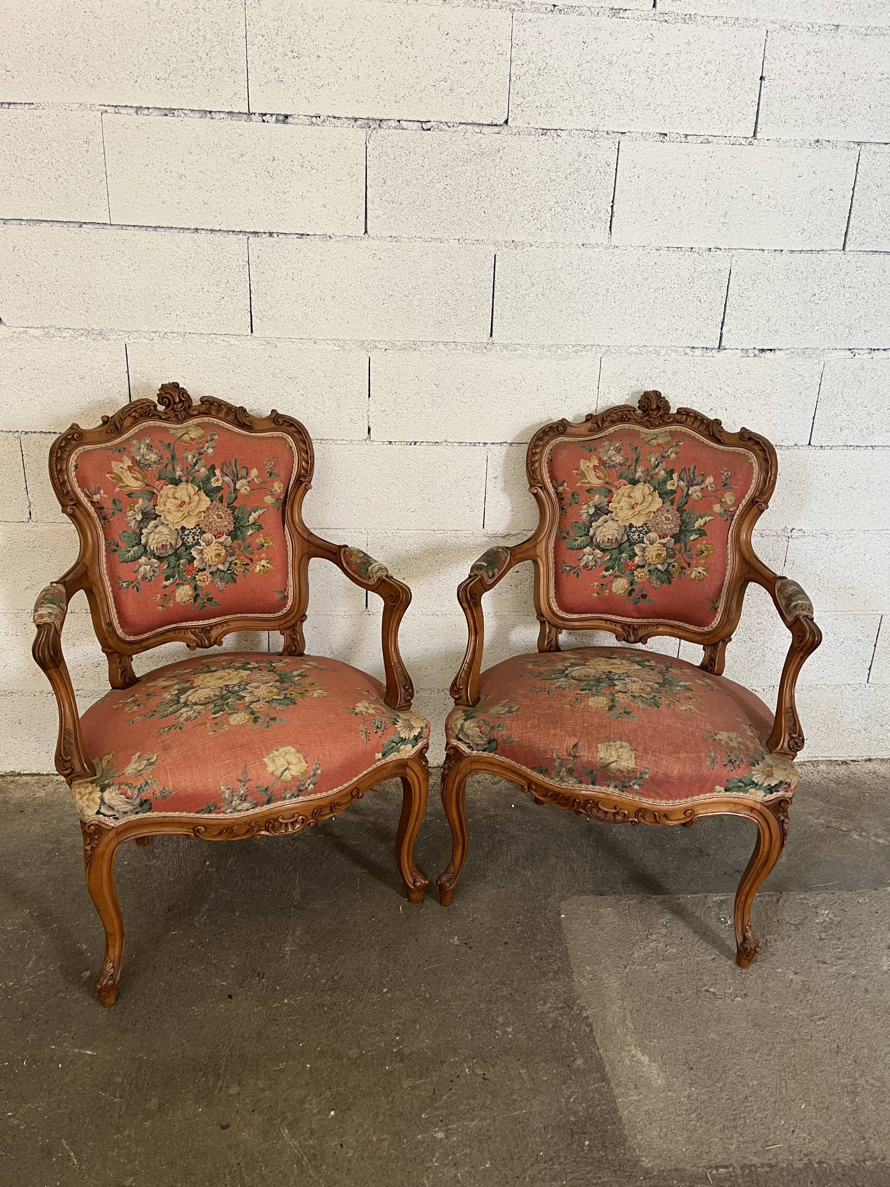 Pair of convertible armchairs