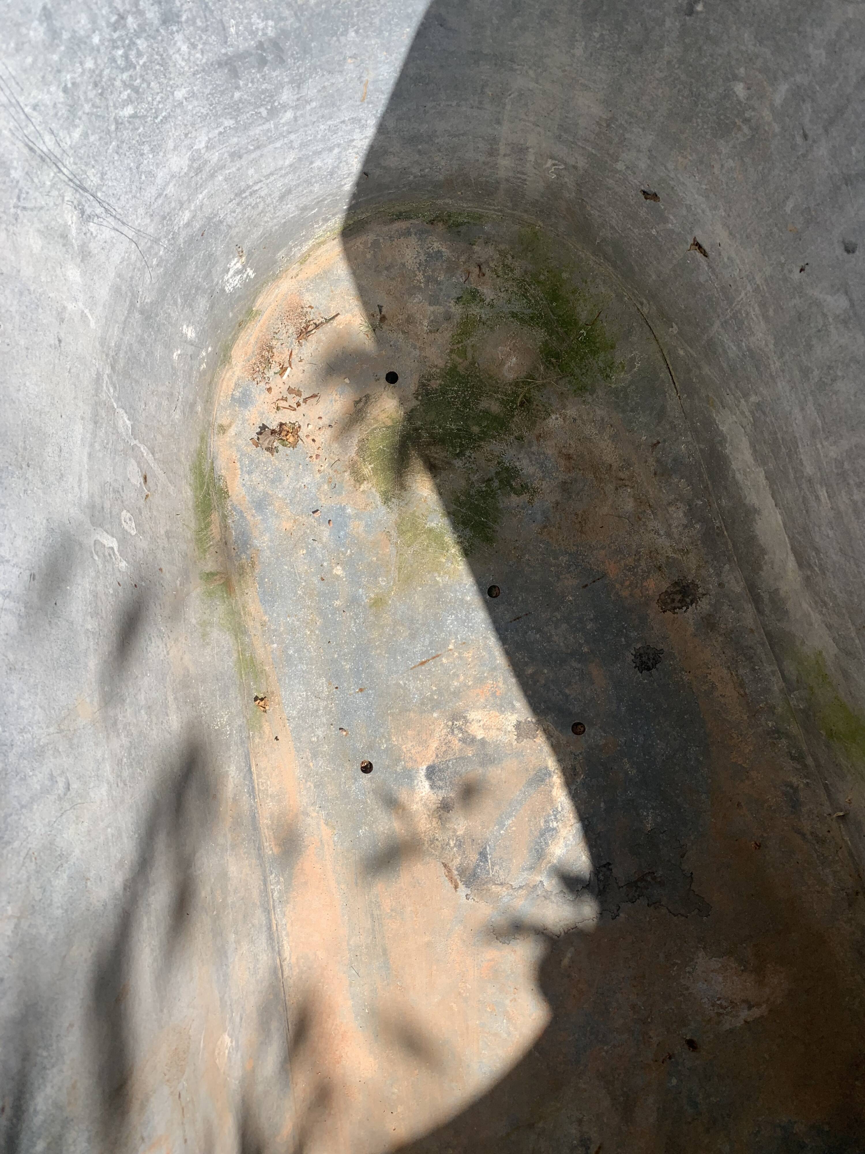 Baignoire en zinc ancienne