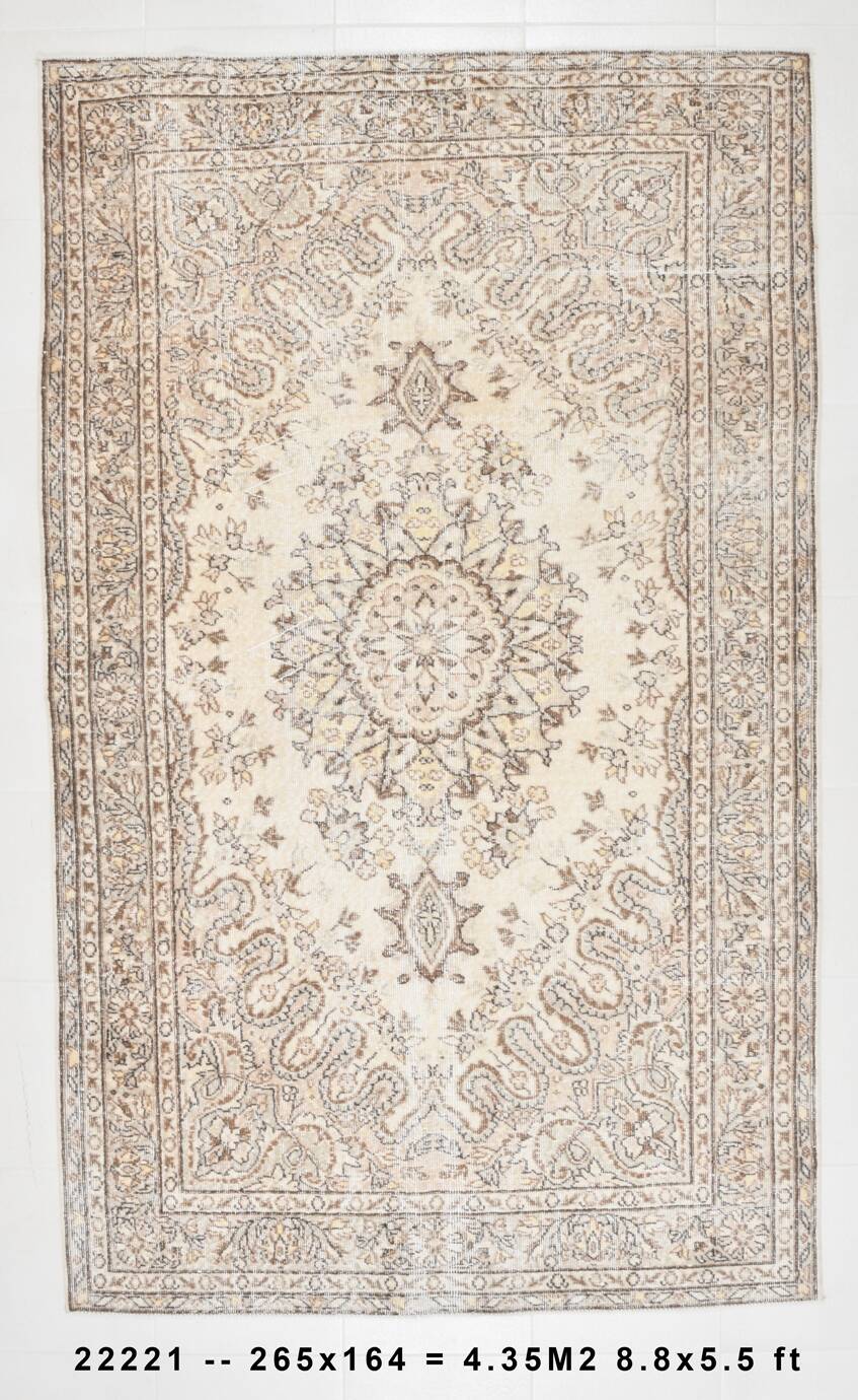 Grand tapis vintage tons pastel jaune et vert menthe, faded 312x197Cm