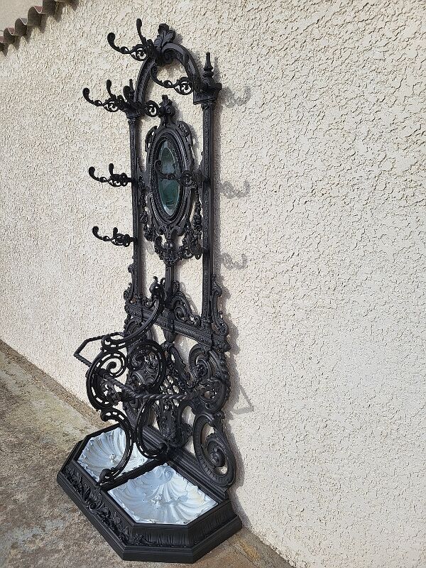 Cast iron coat rack n26 corneau Alfred in Charleville