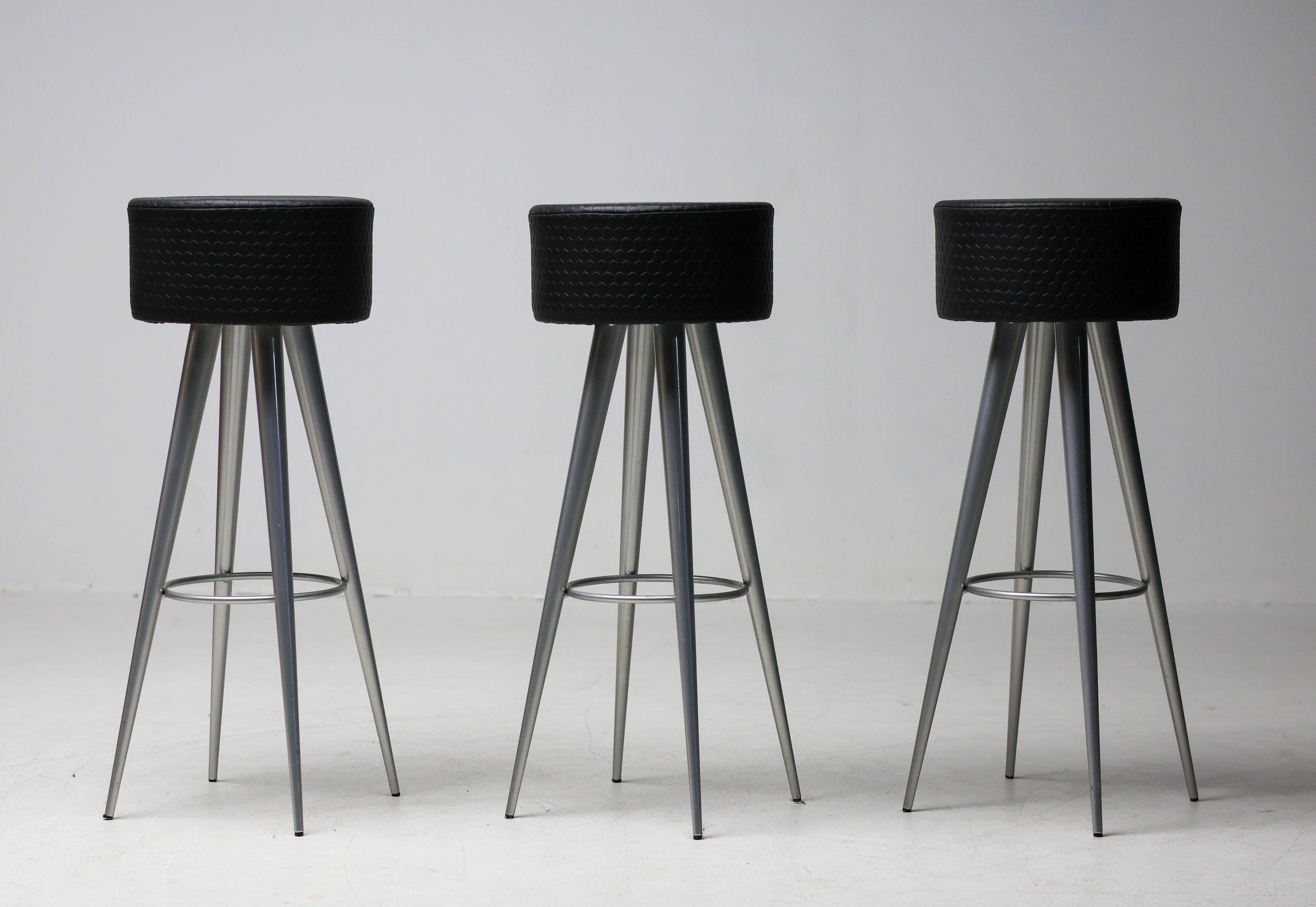 Ensemble de trois tabourets de bar par Maurizio Peregalli pour Zeus Noto.