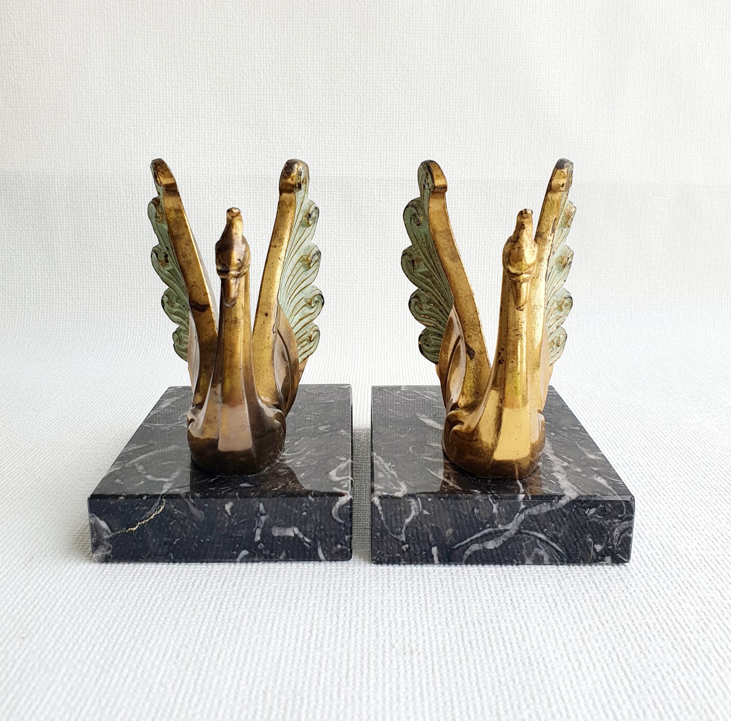 Book-clamps swans art deco