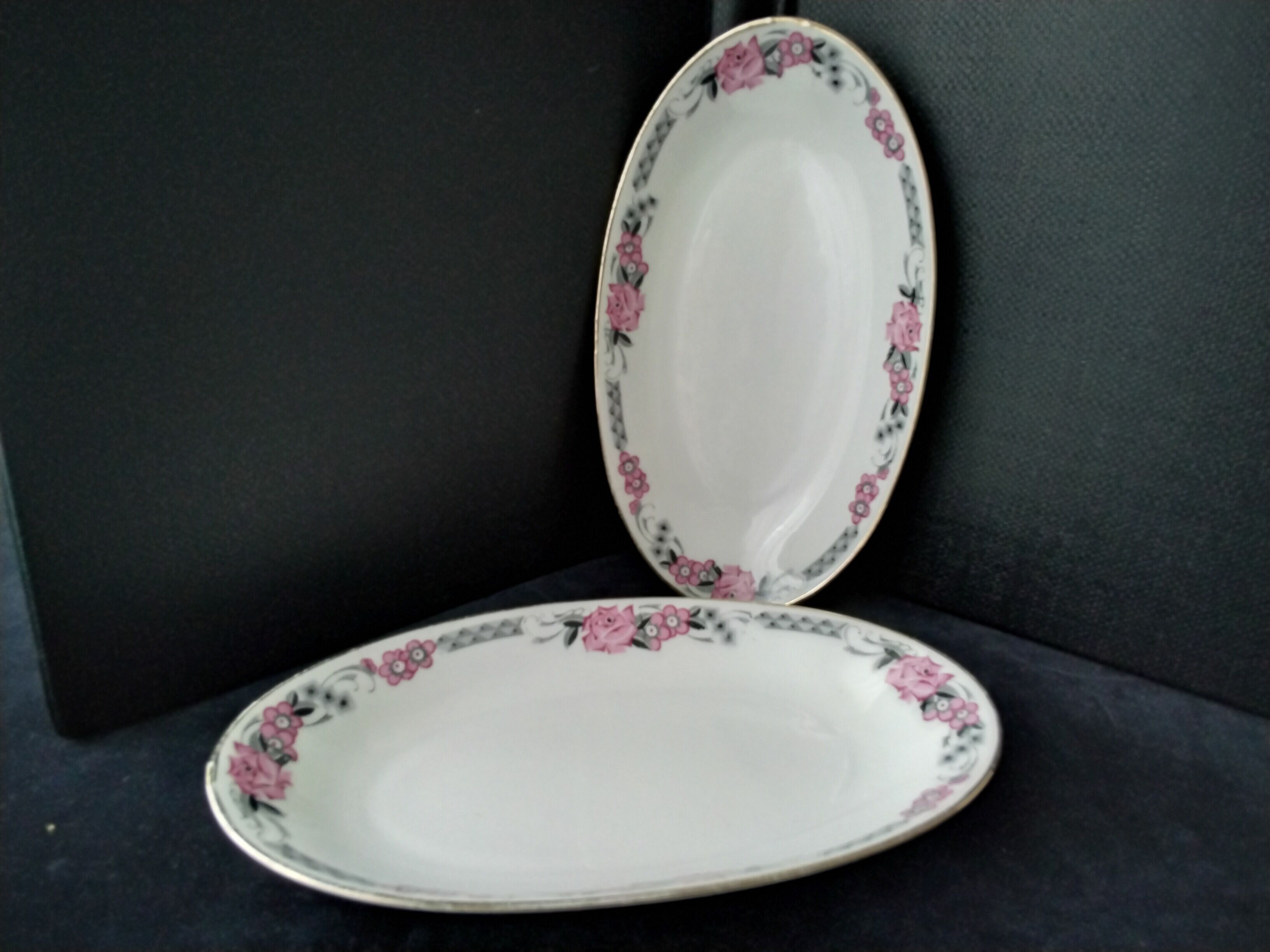 Set of 2 antique Art Deco porcelain raviers
