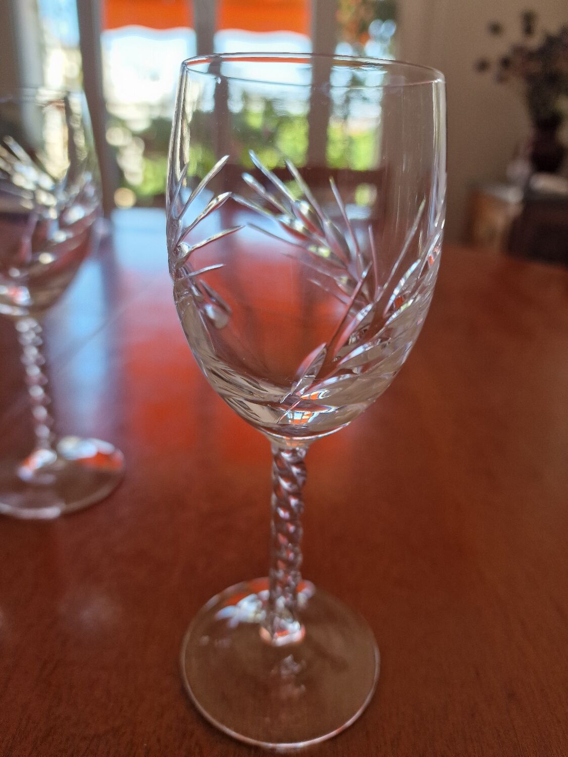 6 verres à vin cristal épi fleuri