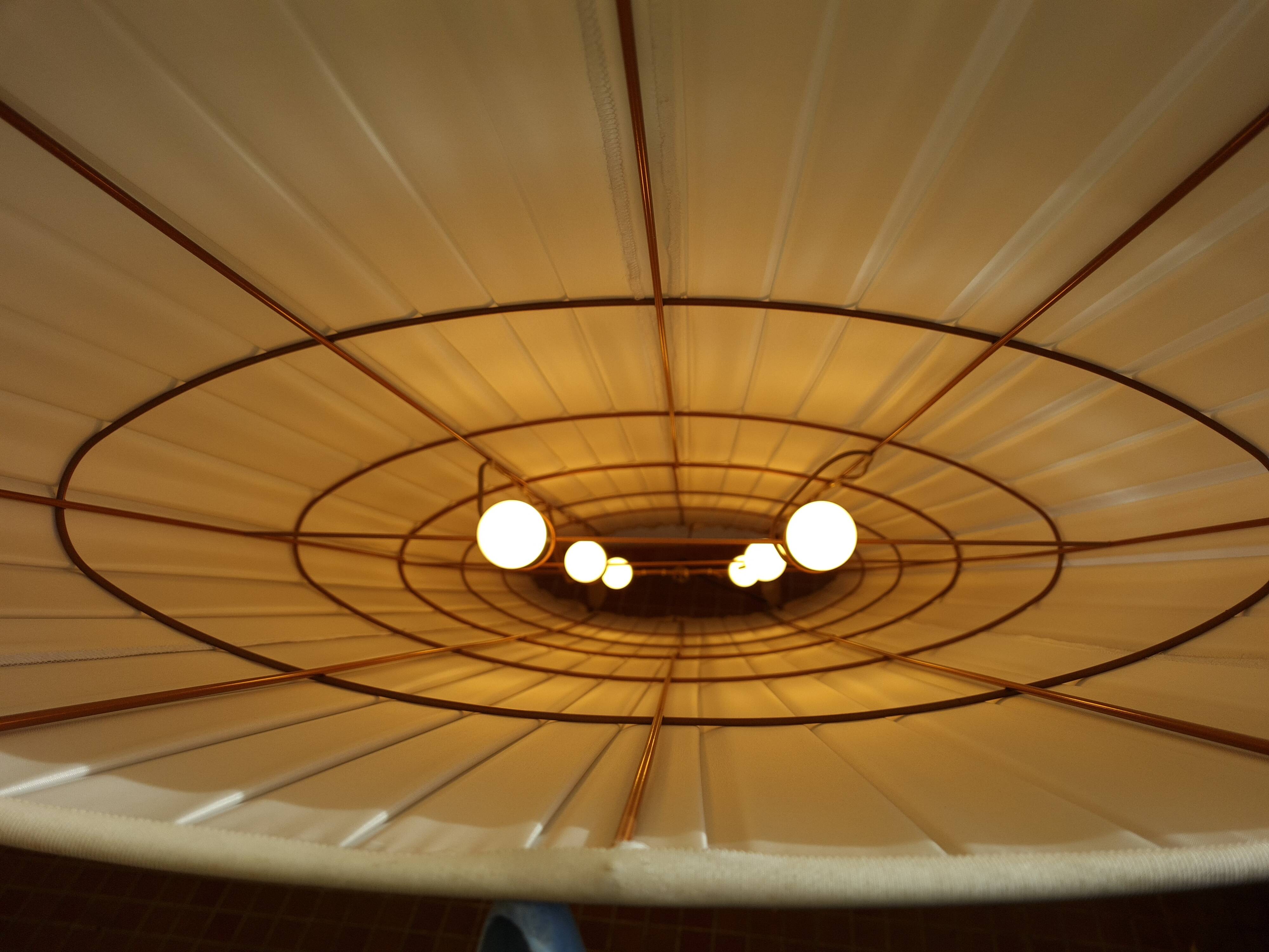 Floor lamp pleated fabric