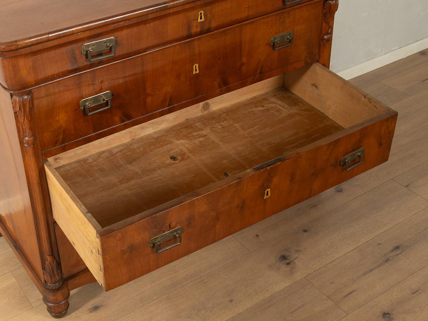 Commode de la période Gründerzeit vers 1880, Vintage