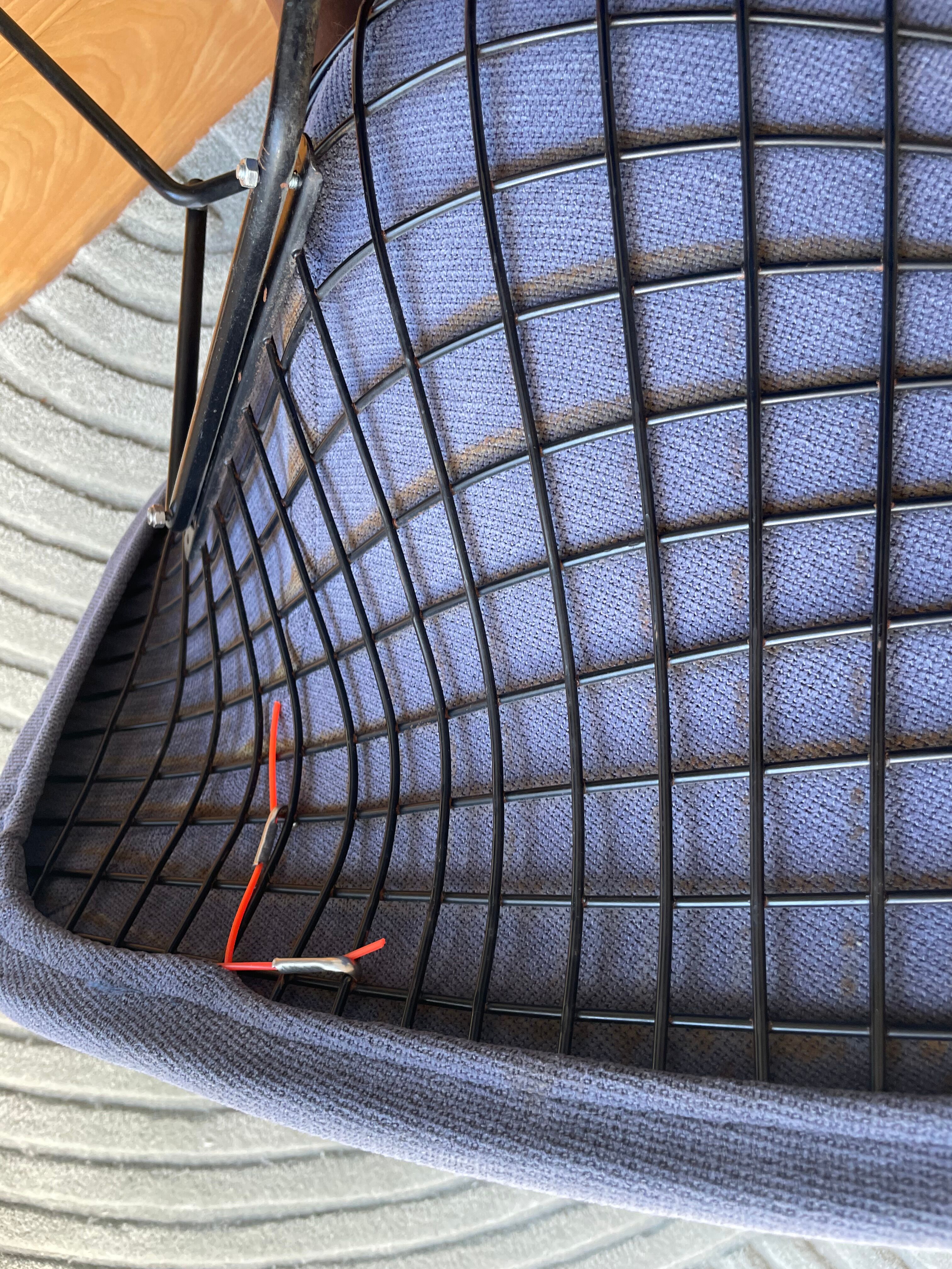 Diamond armchair by Harry Bertoia Knoll