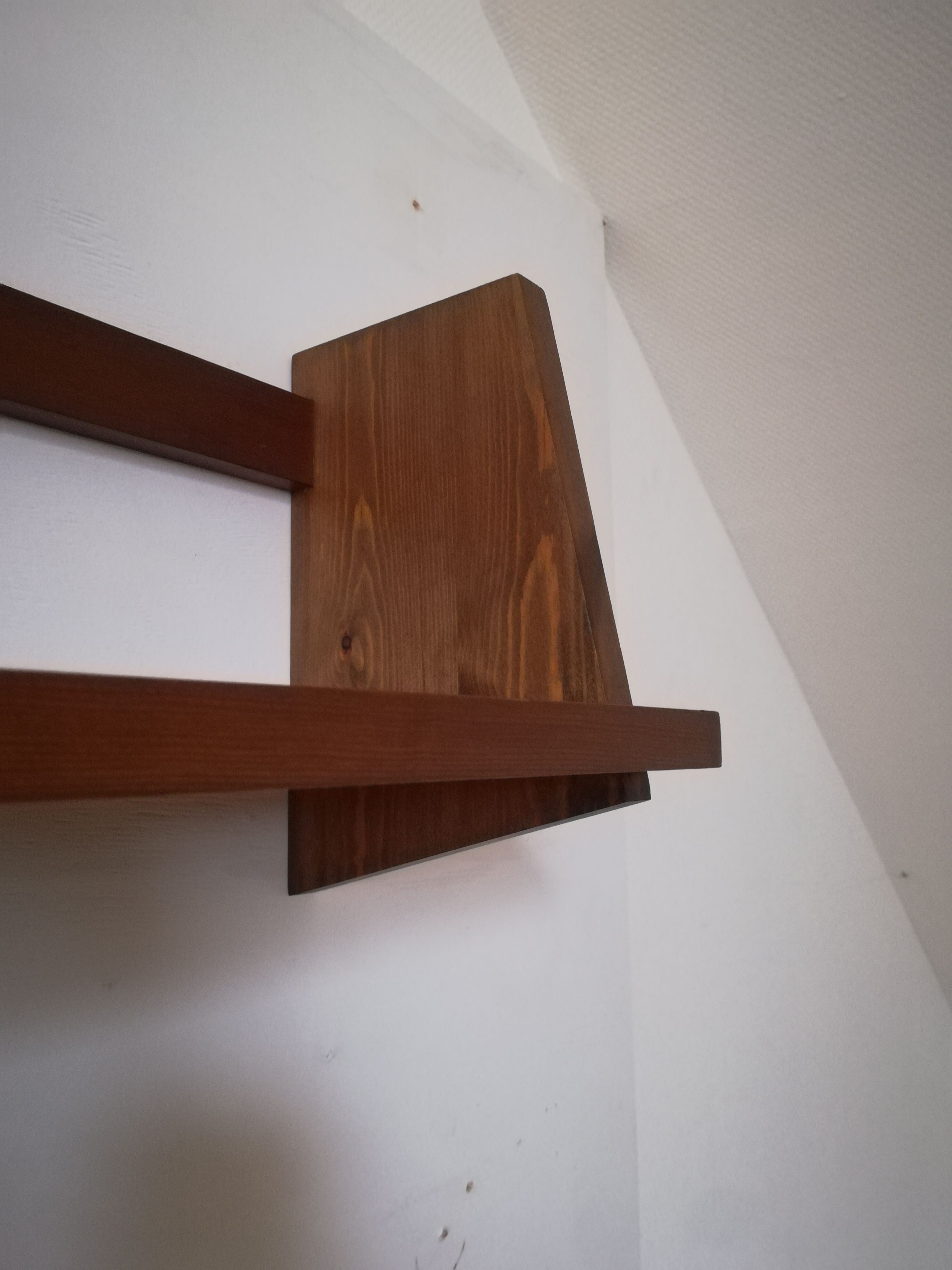 Wall shelf