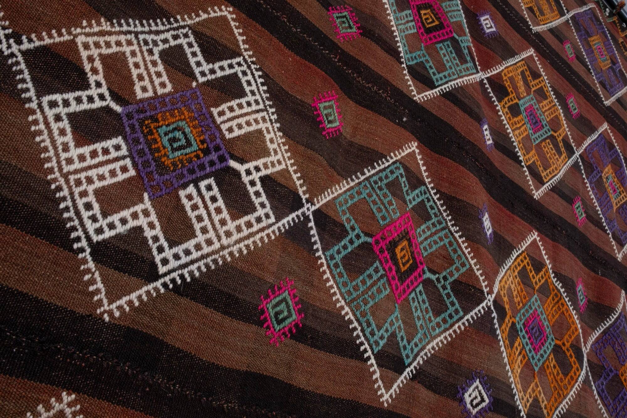 Vintage Turkish kilim, handwoven, 162x323 cm.