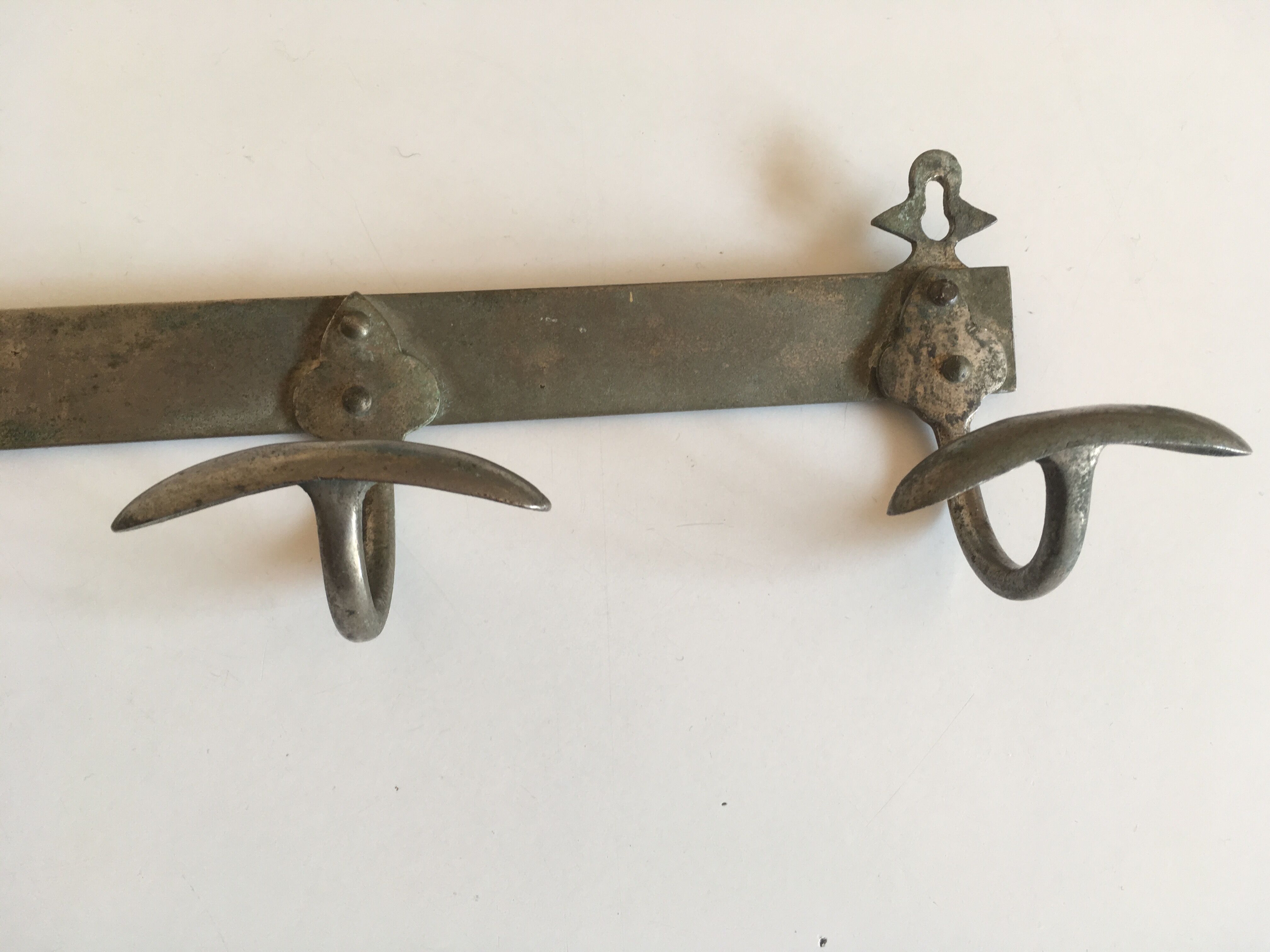 Patère wears hotel coats in nickel metal, early 20th.