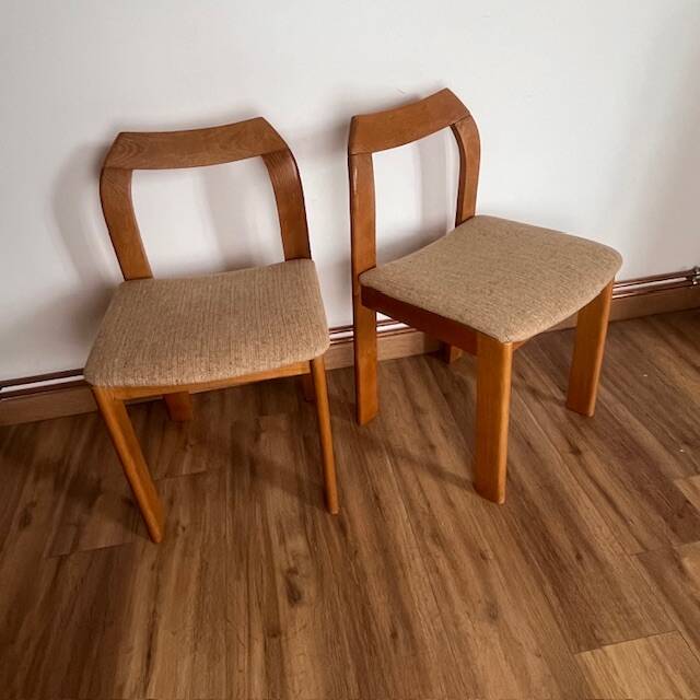 2 wooden chairs