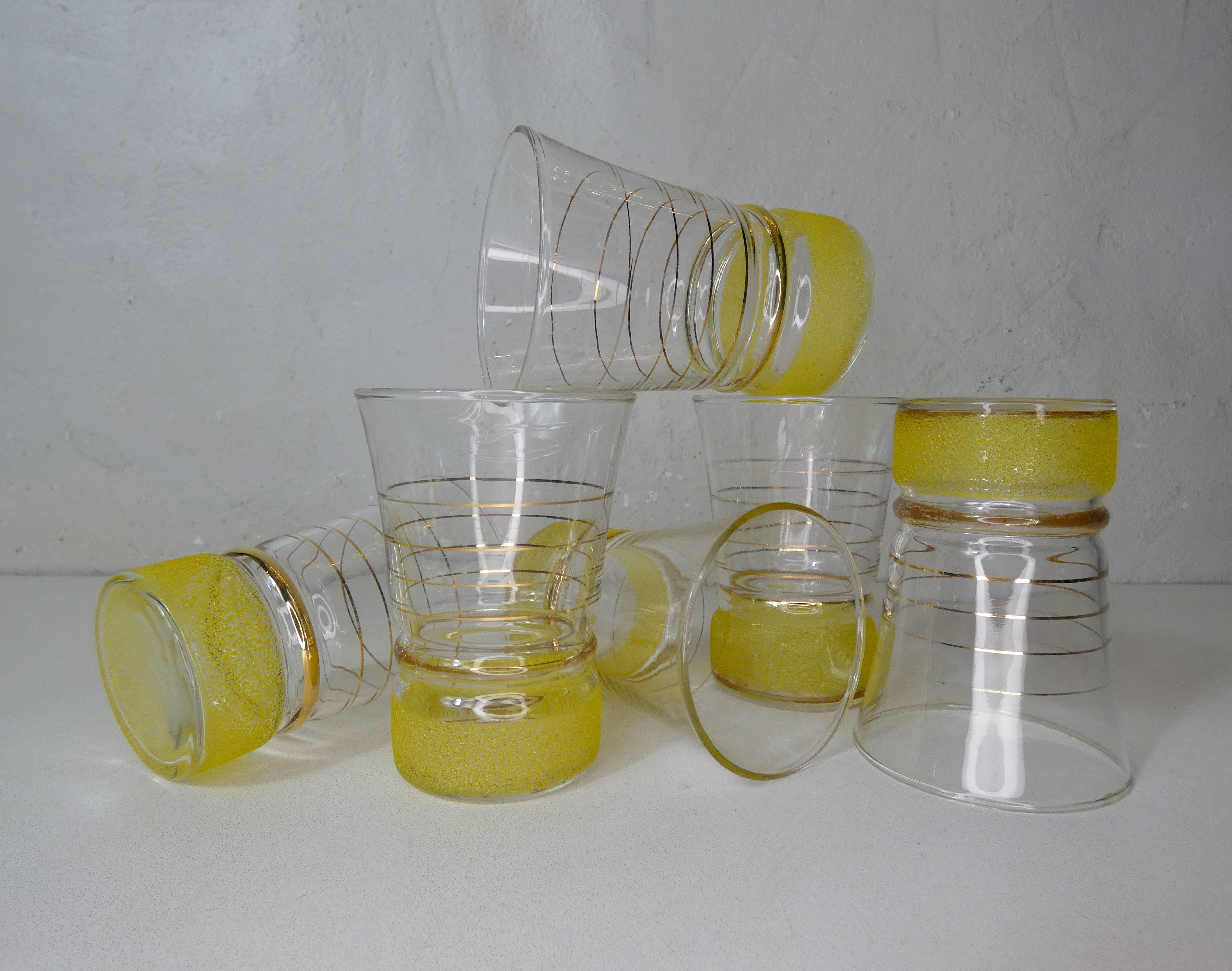 6 old vintage yellow granite glasses 50s