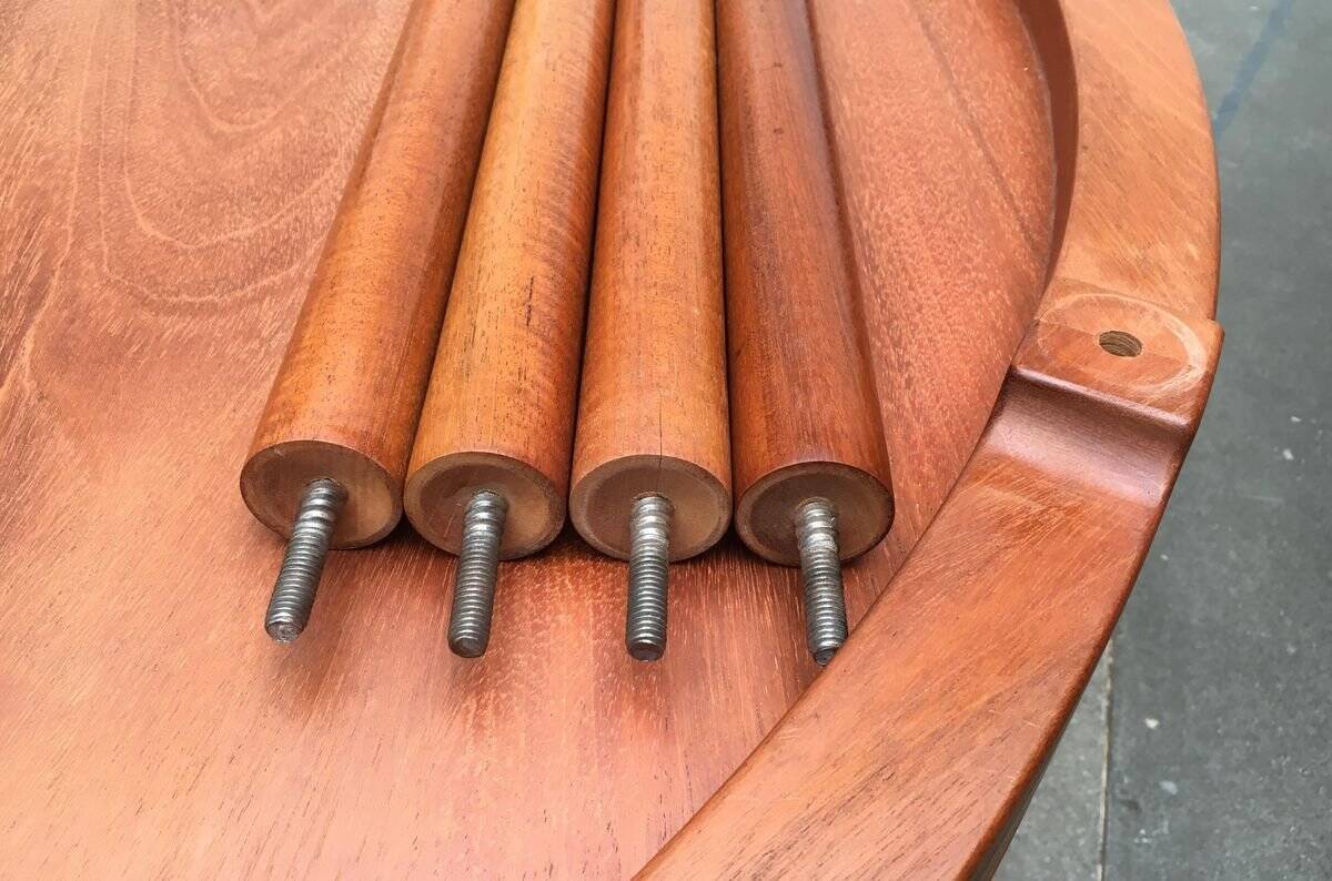 Tables à manger scandinave mi-siècle en teck