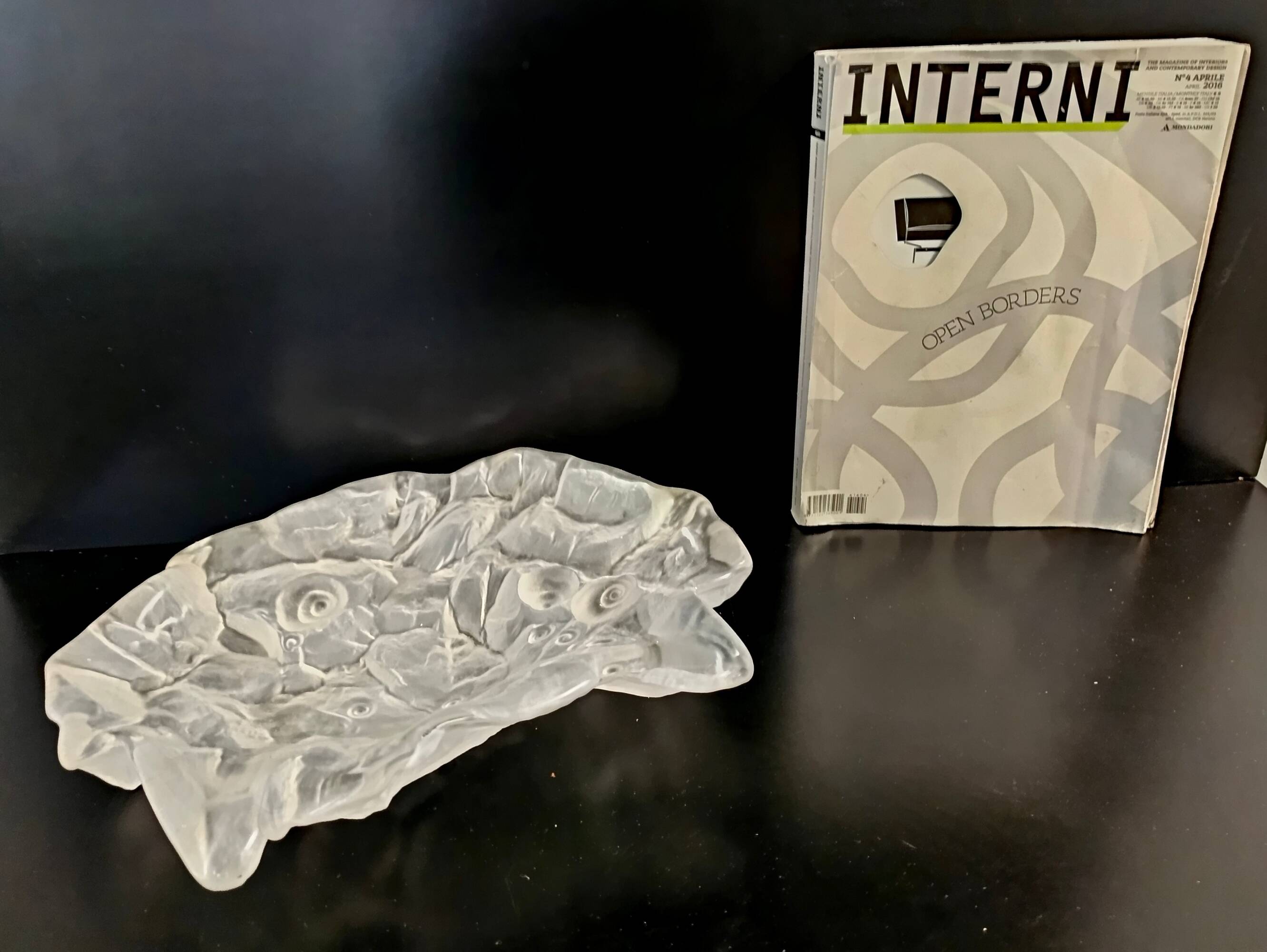 Bol à bibelots en cristal lourd - Cendrier avec coquillages par Jolanda Prinsen, années 1970