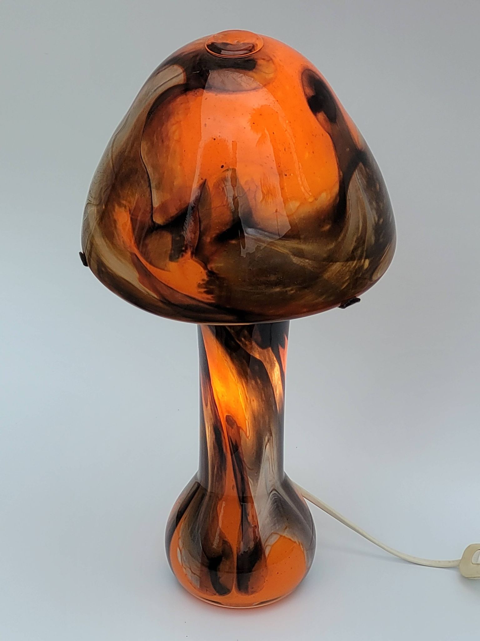 Vintage champion orange Murano glass lamp