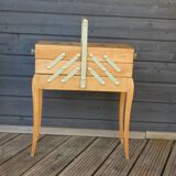 Travailleuse en bois motif floral