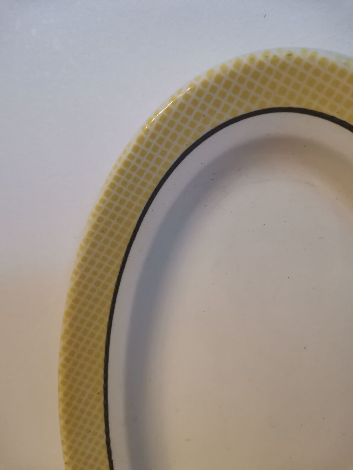 Oval plate ravier vintage salines France tiles chin yellow