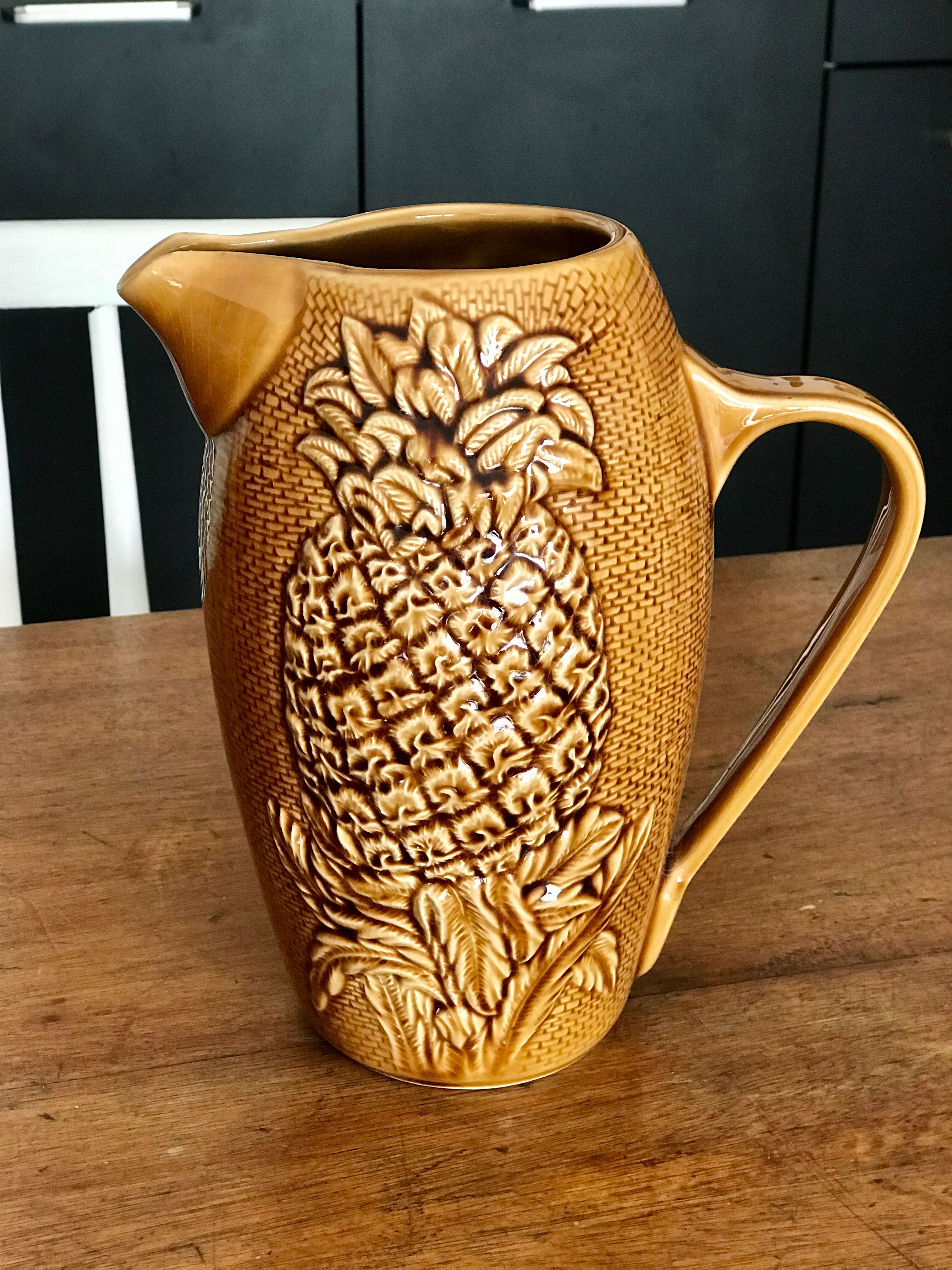Pichet en céramique ananas