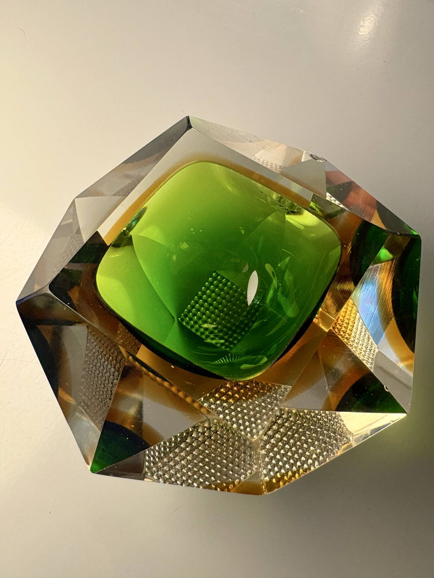 Cendrier Murano sommerso vert et ambre 1960